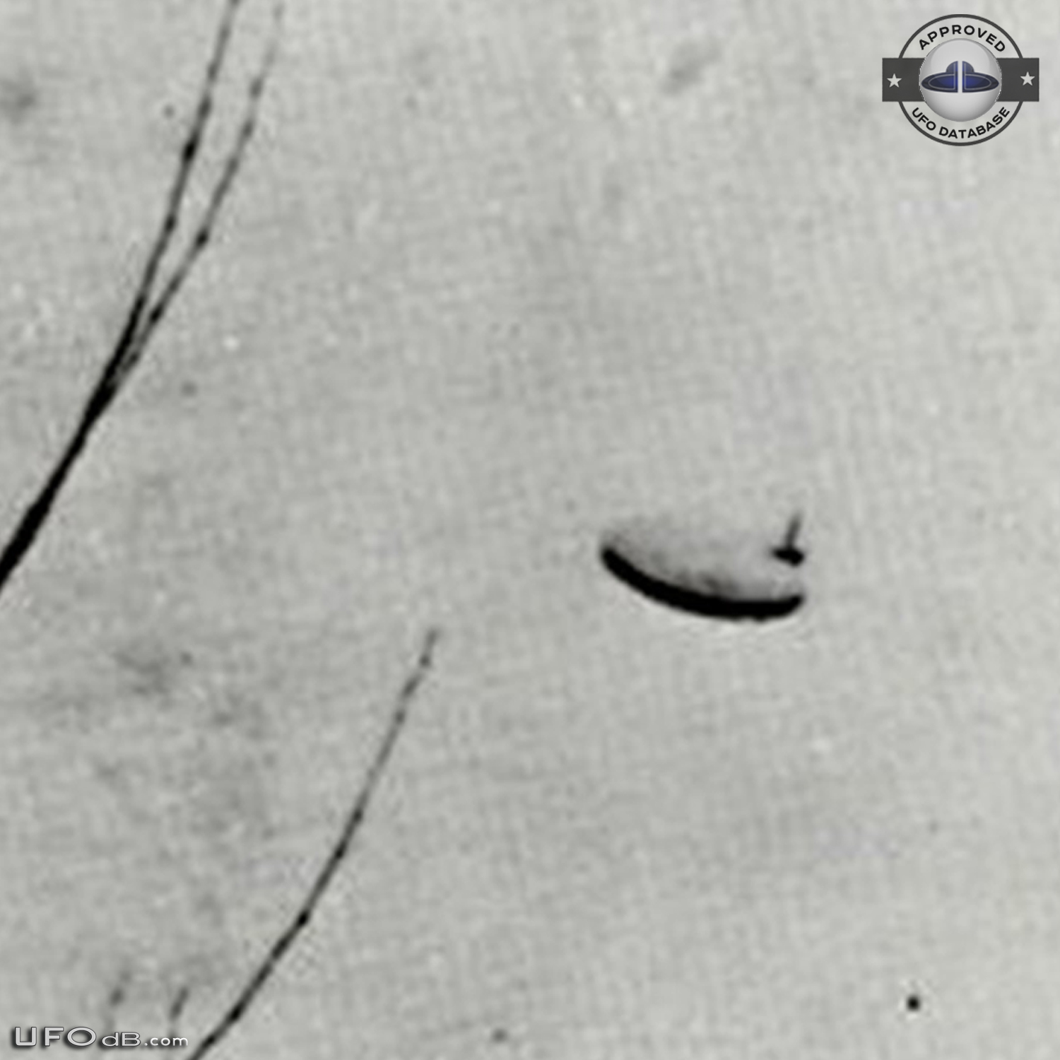 Teenages Boys see Saucer UFO in Lake St Clair Michigan USA 1967 UFO Picture #584-3
