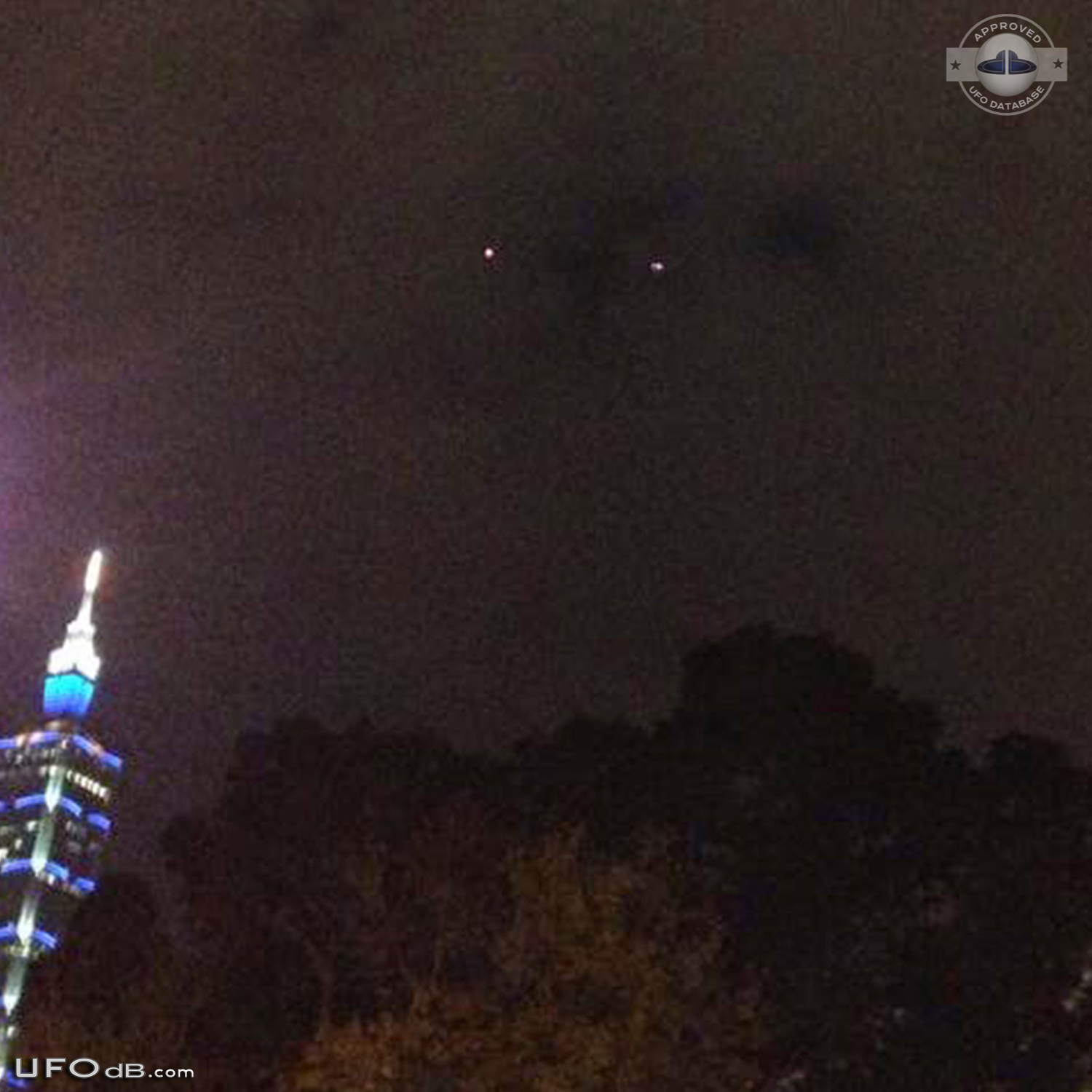 two blue lights UFO seen near Taipei 101 building Dec 2014 UFO Picture #585-2