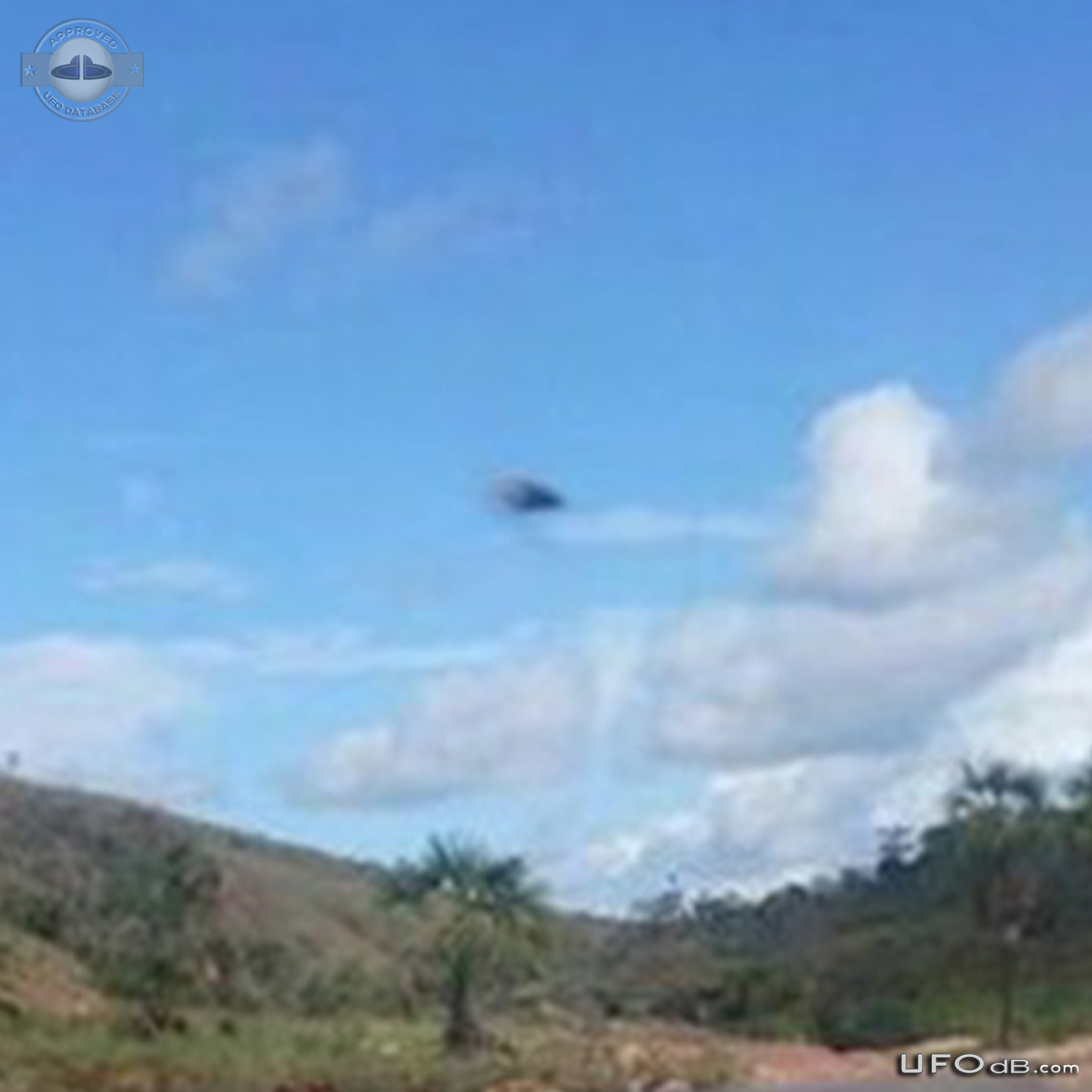 UFO in Raposa Serra do Sol, Roraima in Brazil - July 12 2014 UFO Picture #591-3