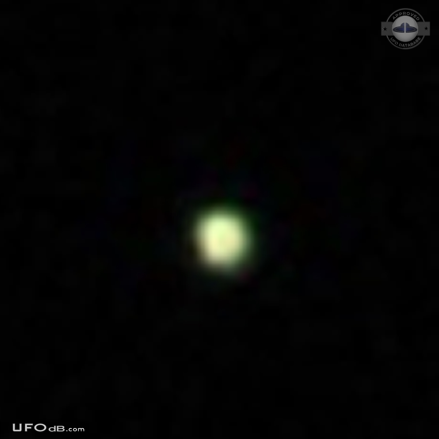 Very bright star UFO over Port Moresby, Papua New Guinea January 2015 UFO Picture #594-3