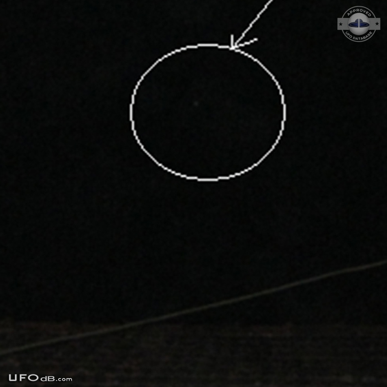 UFO over South sky in Gampaha Sri Lanka Changing Red,Blue,White lights UFO Picture #606-3