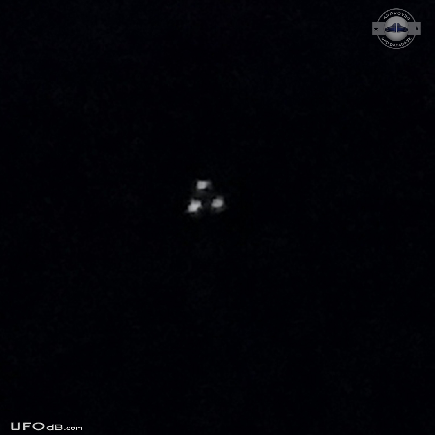 Triangular UFO over Church of Leopoldina, Minas Gerais Brazil 2014 UFO Picture #609-2