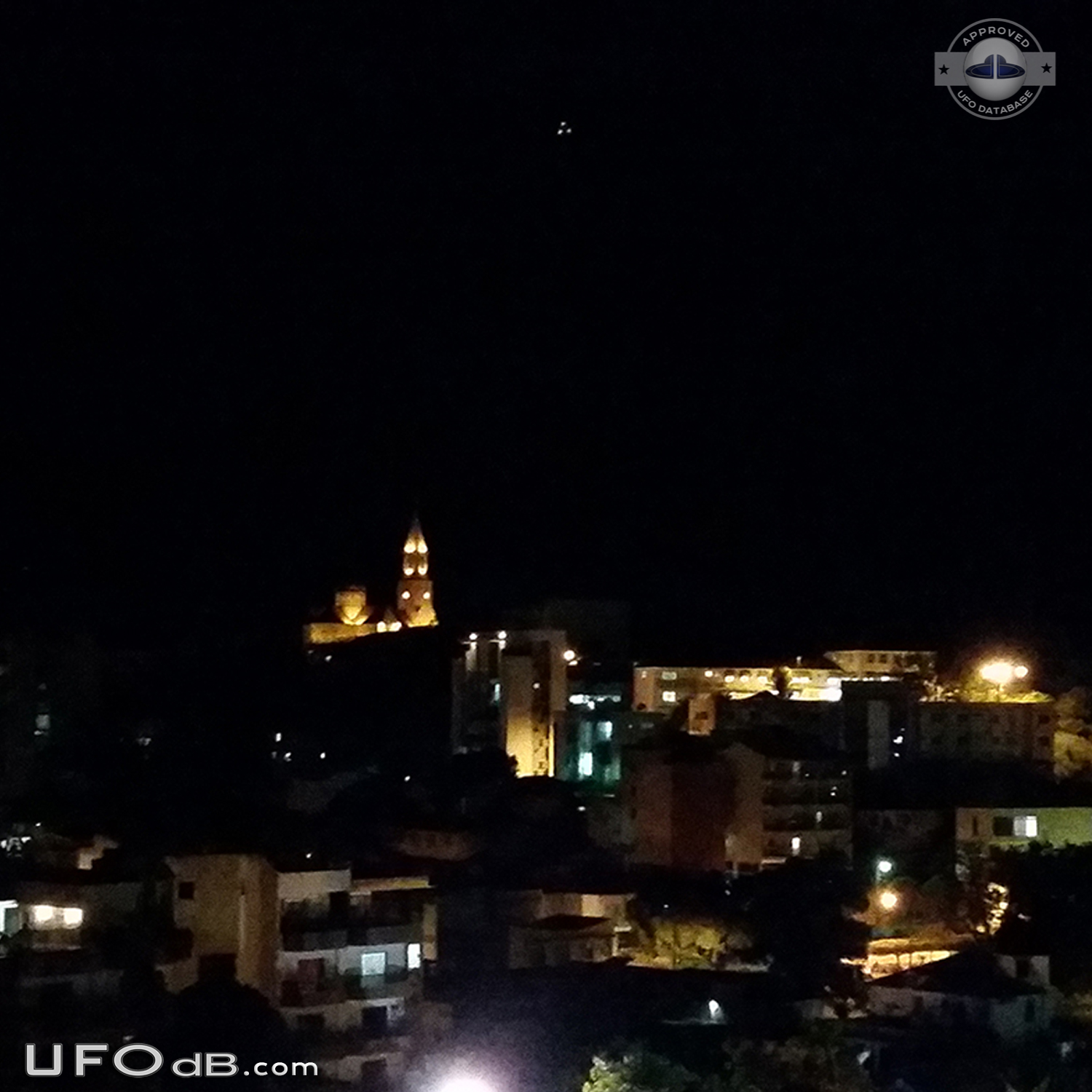 Triangular UFO over Church of Leopoldina, Minas Gerais Brazil 2014 UFO Picture #609-4