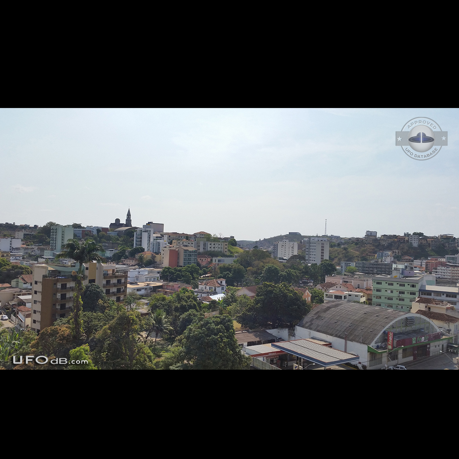 Triangular UFO over Church of Leopoldina, Minas Gerais Brazil 2014 UFO Picture #609-5