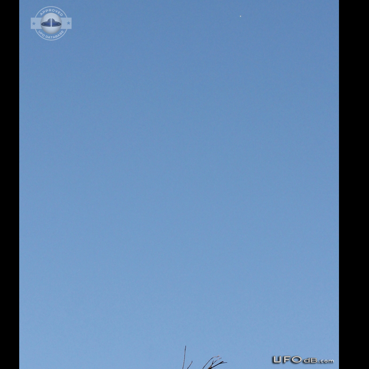 UFO moving fast at high altitude in Avaré, São Paulo, Brazil Jan 2015 UFO Picture #611-1