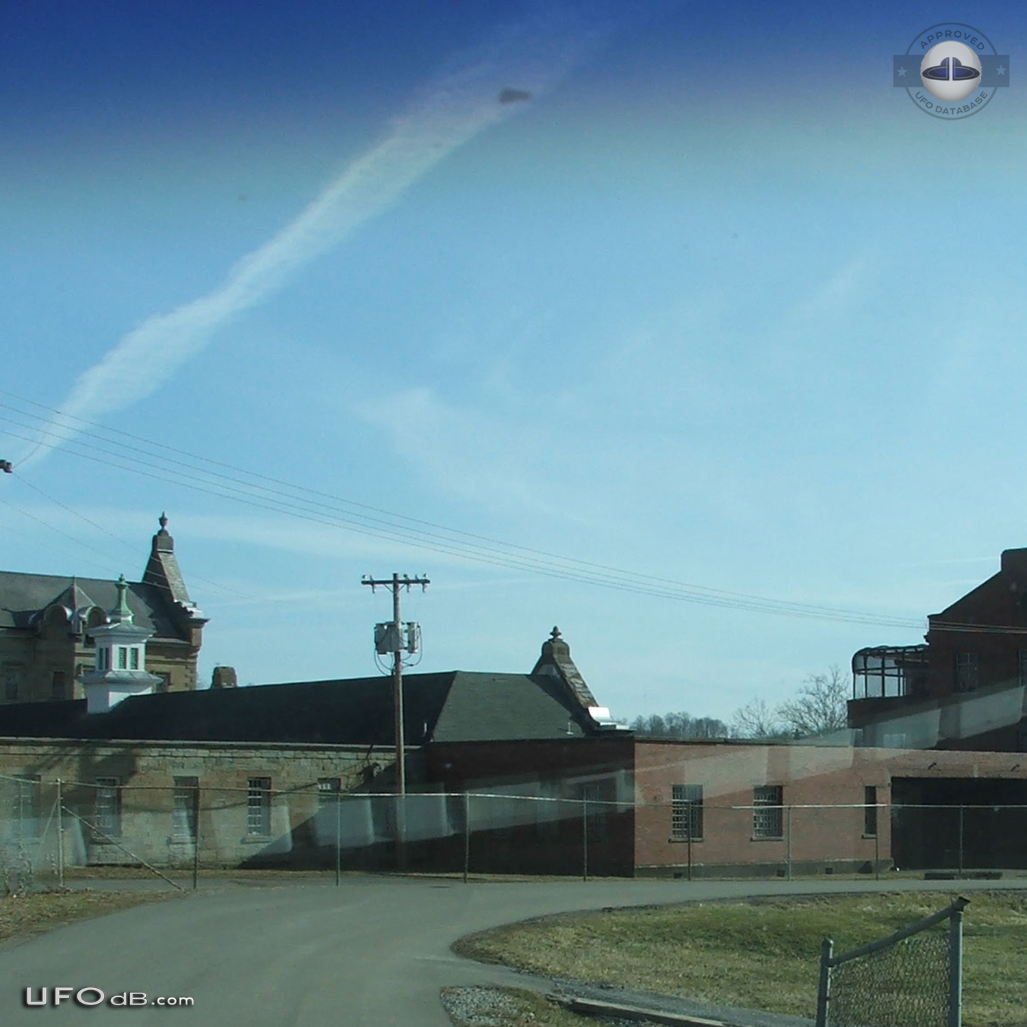 Triangular Black UFO in the sky of Weston, West Virginia USA 2015 UFO Picture #612-2