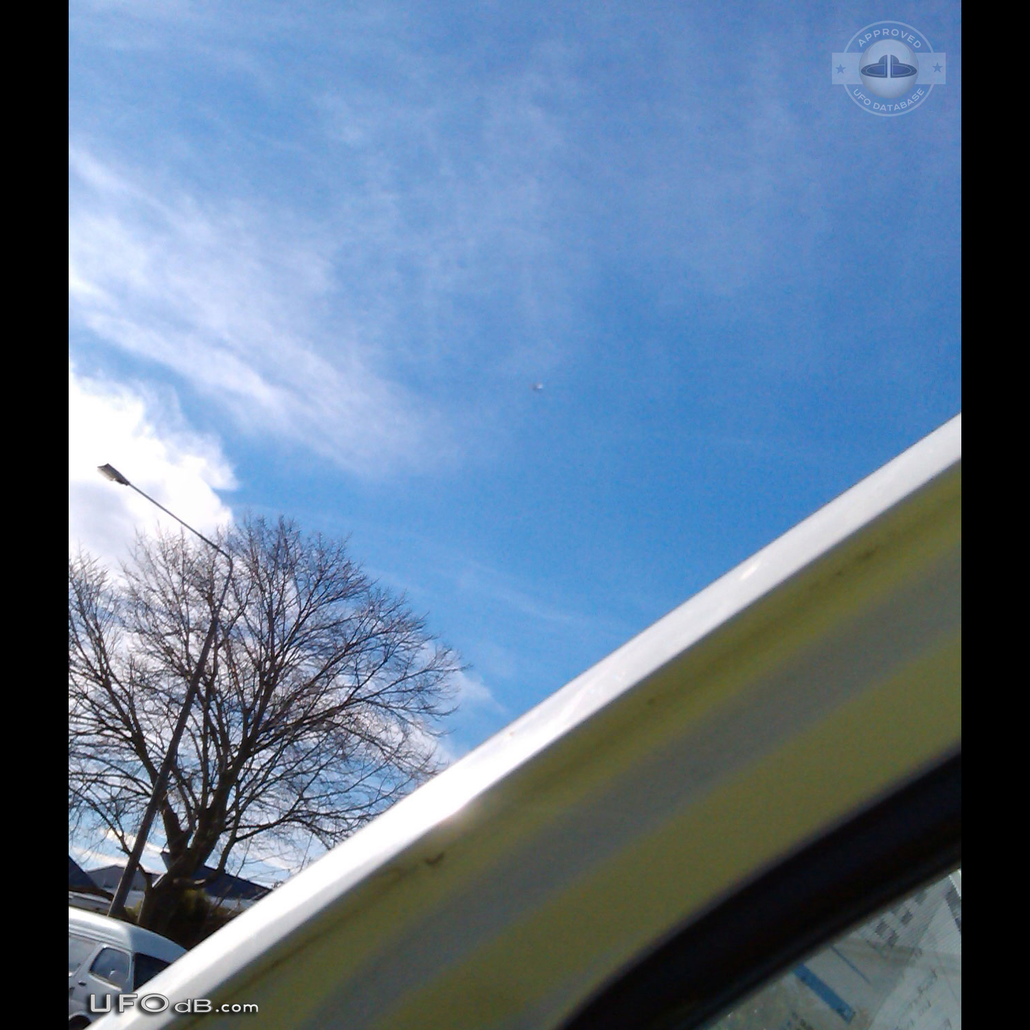 UFO in the clouds of Christchurch,Canterbury in New Zealand 2014 UFO Picture #613-1