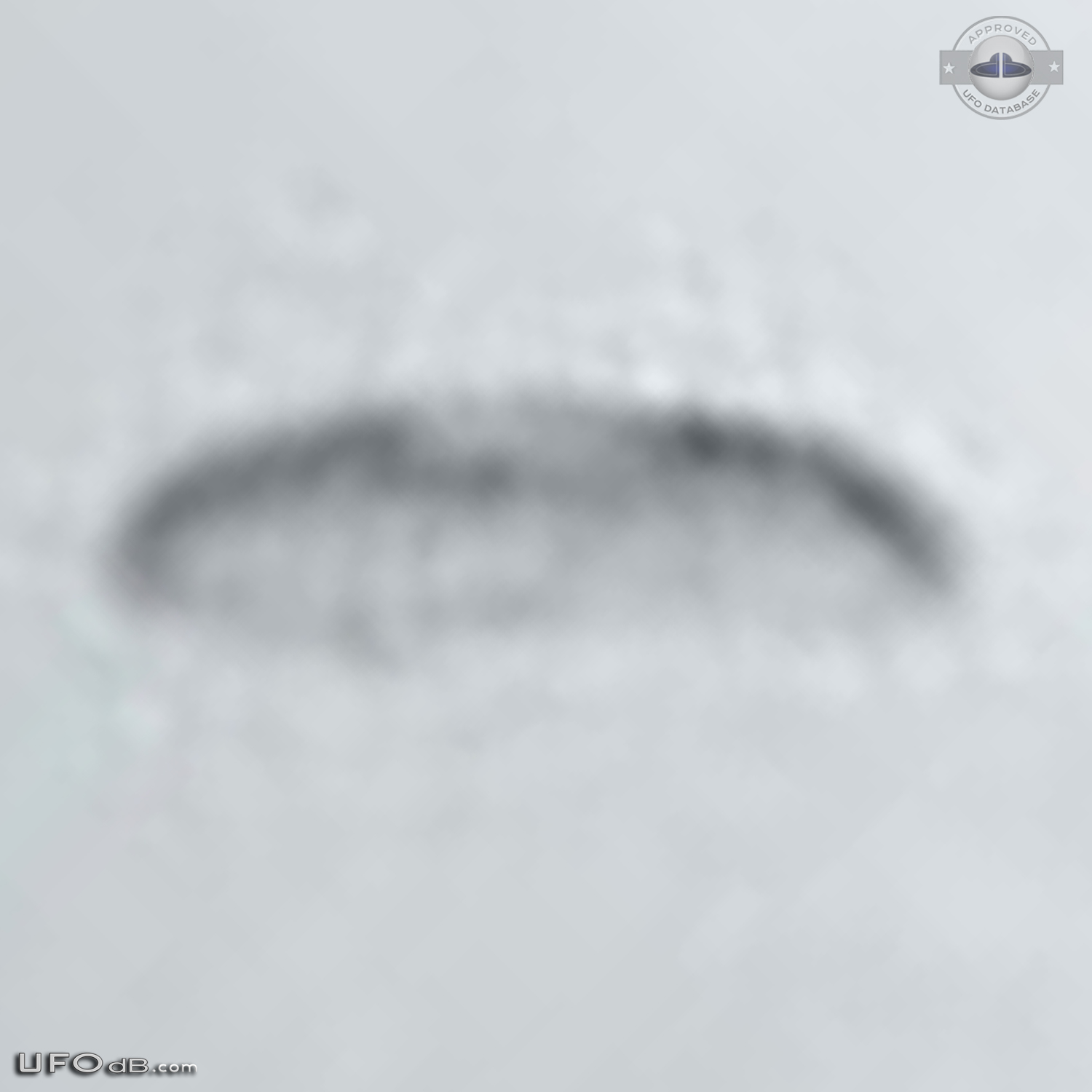 Parachute shaped UFO seen over Claromeco, Tres Arroyos Argentina UFO Picture #620-6
