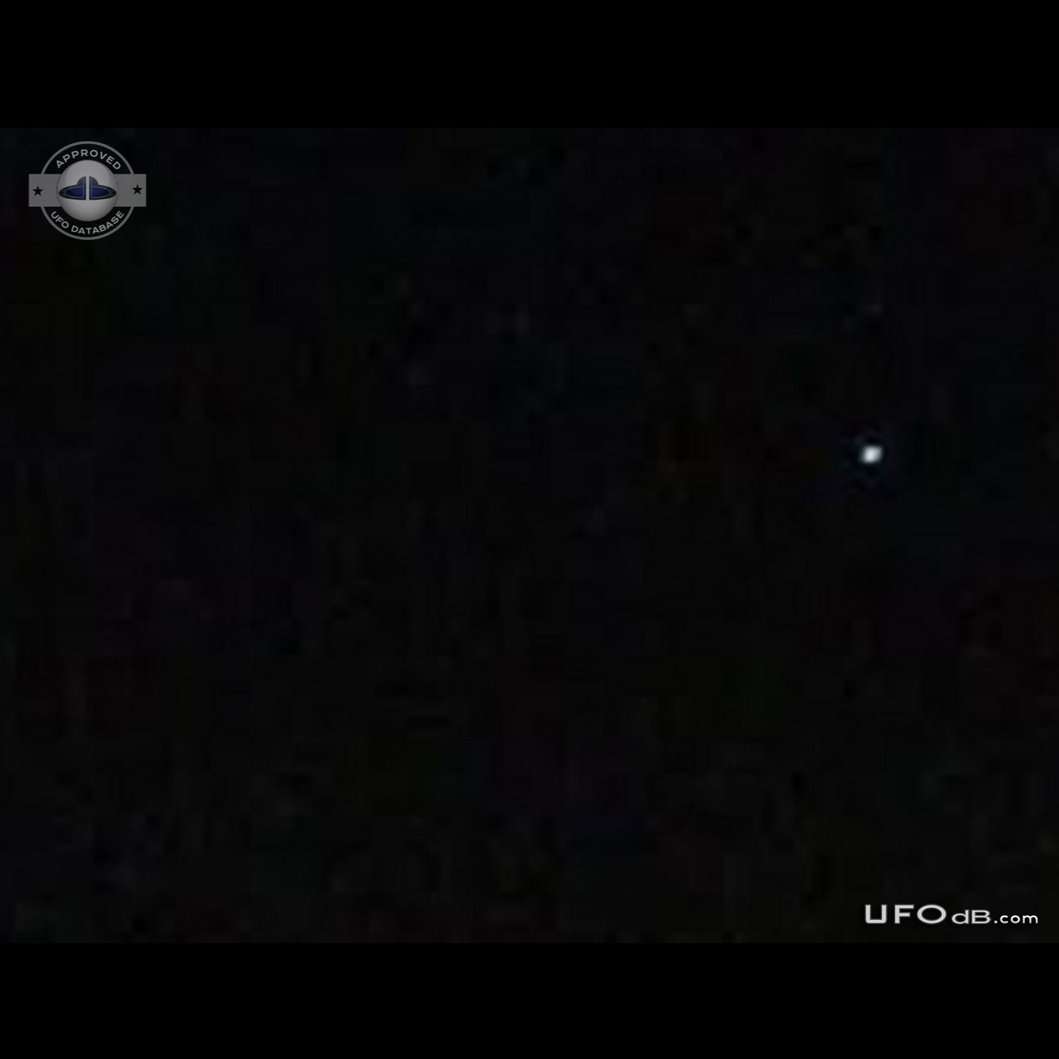 Unusual aerial UFO changed in colours over West Yorkshire UK 2015 UFO Picture #629-1