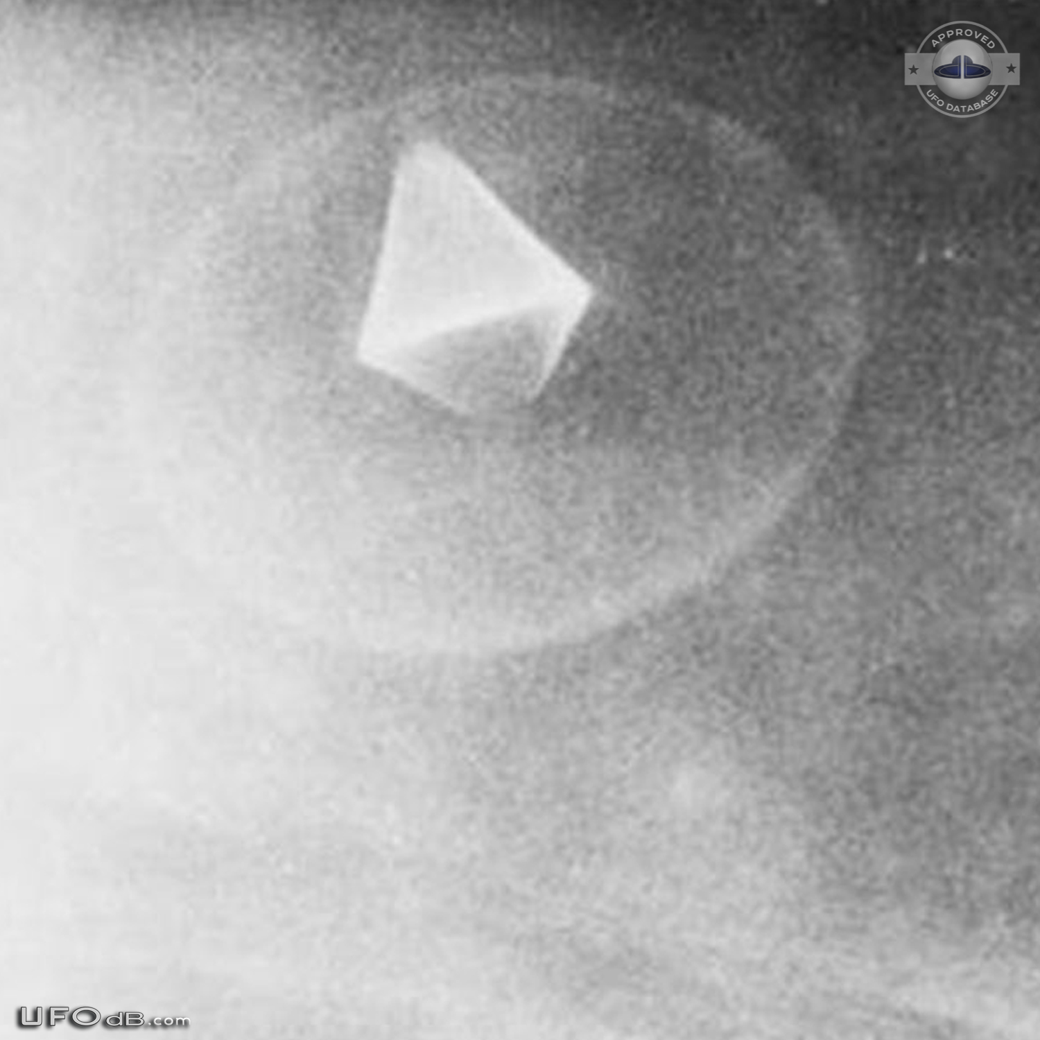 CIA Declassified UFO picture of 1968 in Maimi, Florida USA UFO Picture #630-3