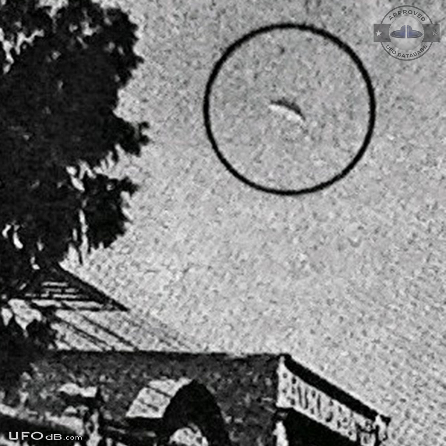 Very Old UFO Picture showing Saucer over Germiston South Africa 1916 UFO Picture #632-2