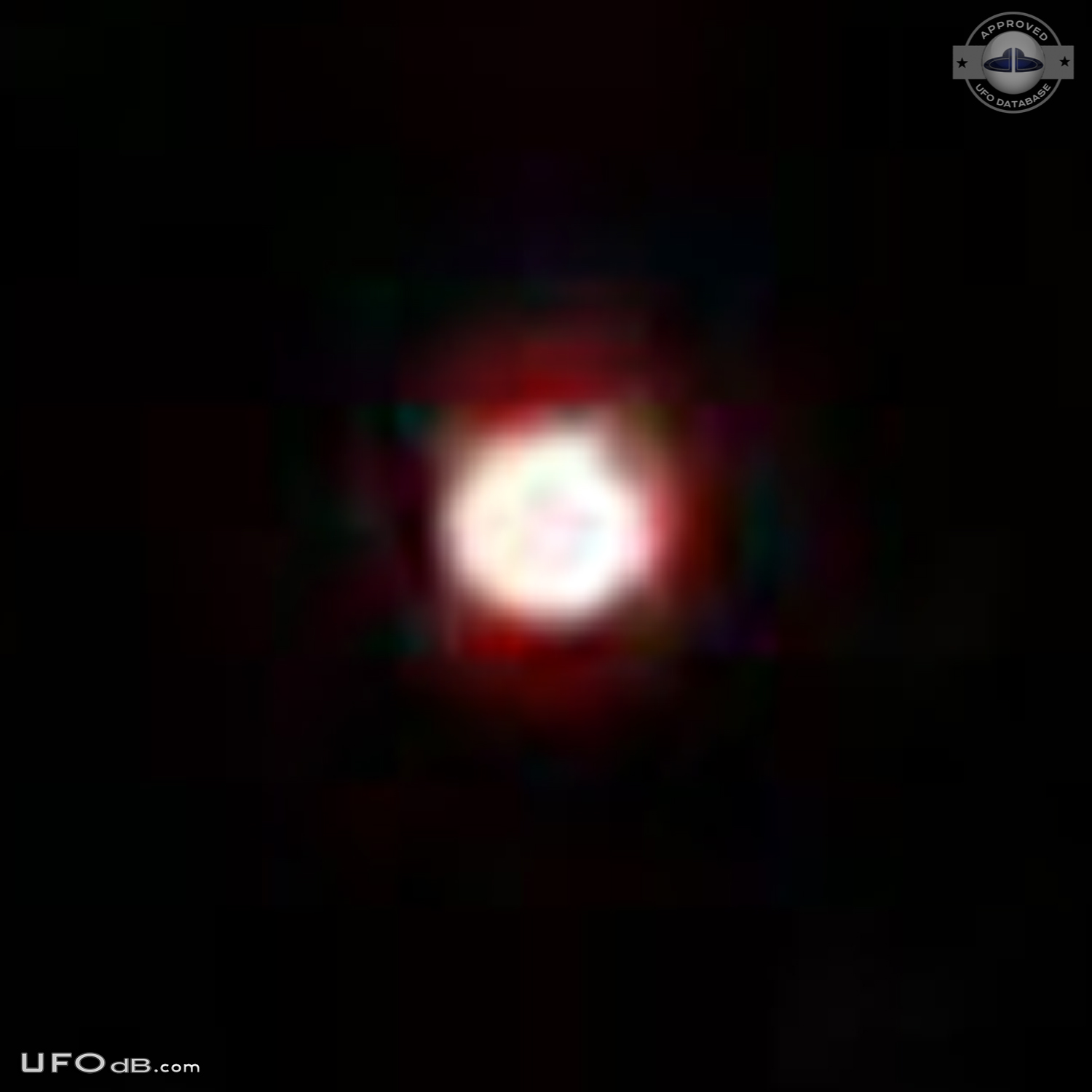 Spotted a UFO while taking my Girlfriend home South Carolina USA 2015 UFO Picture #648-5