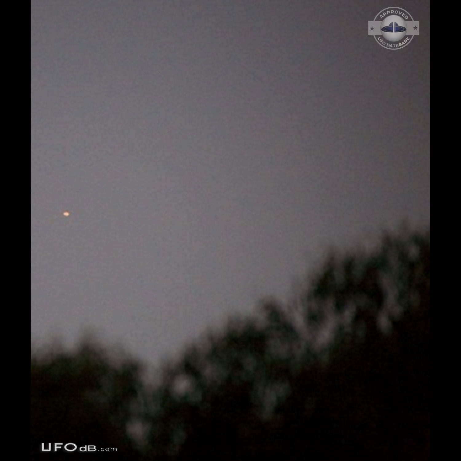 Day light large silver UFO in Fremantle Western Australia January 2015 UFO Picture #655-1