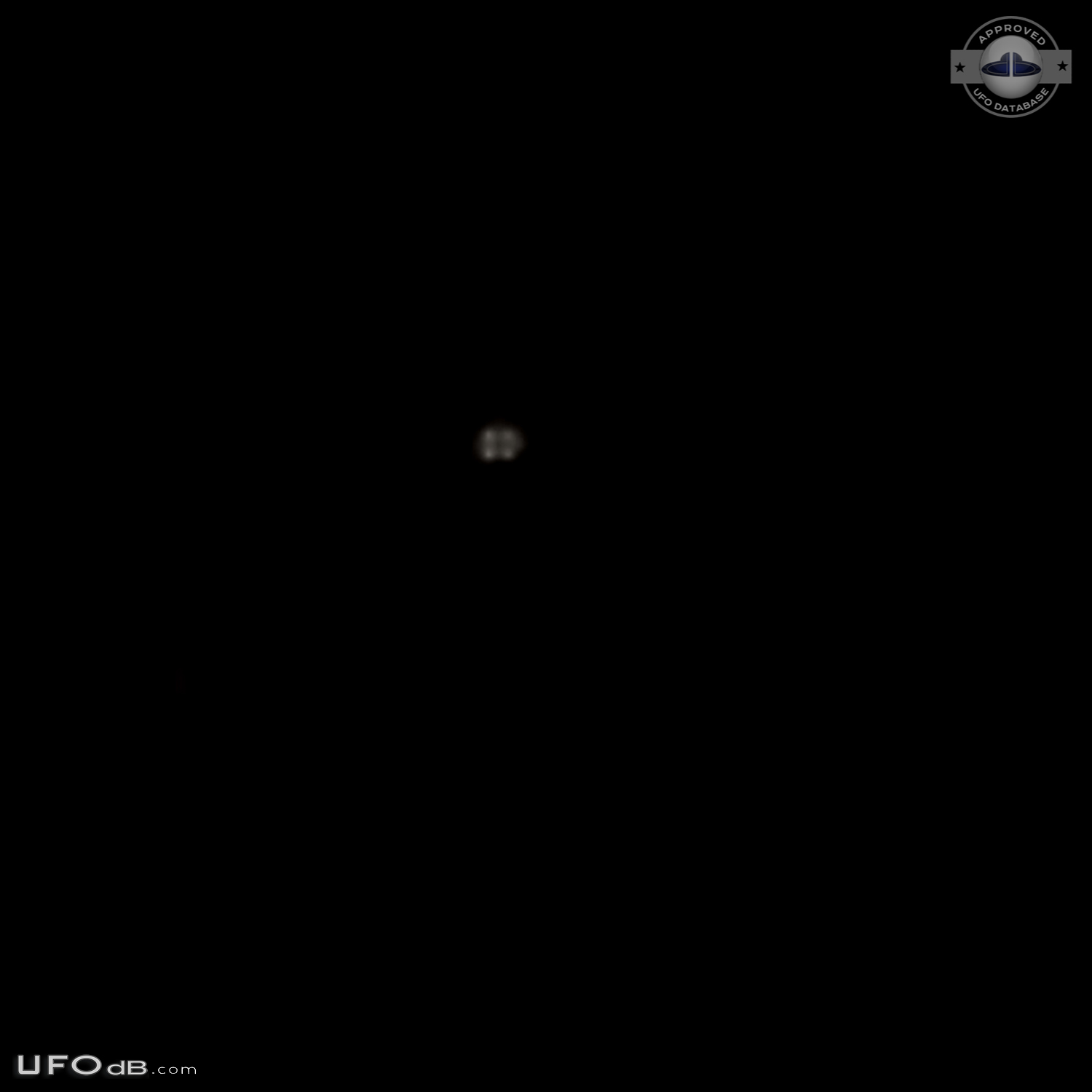 Square UFO with four thrusters fast shiny Hyderabad Telangana India UFO Picture #656-1