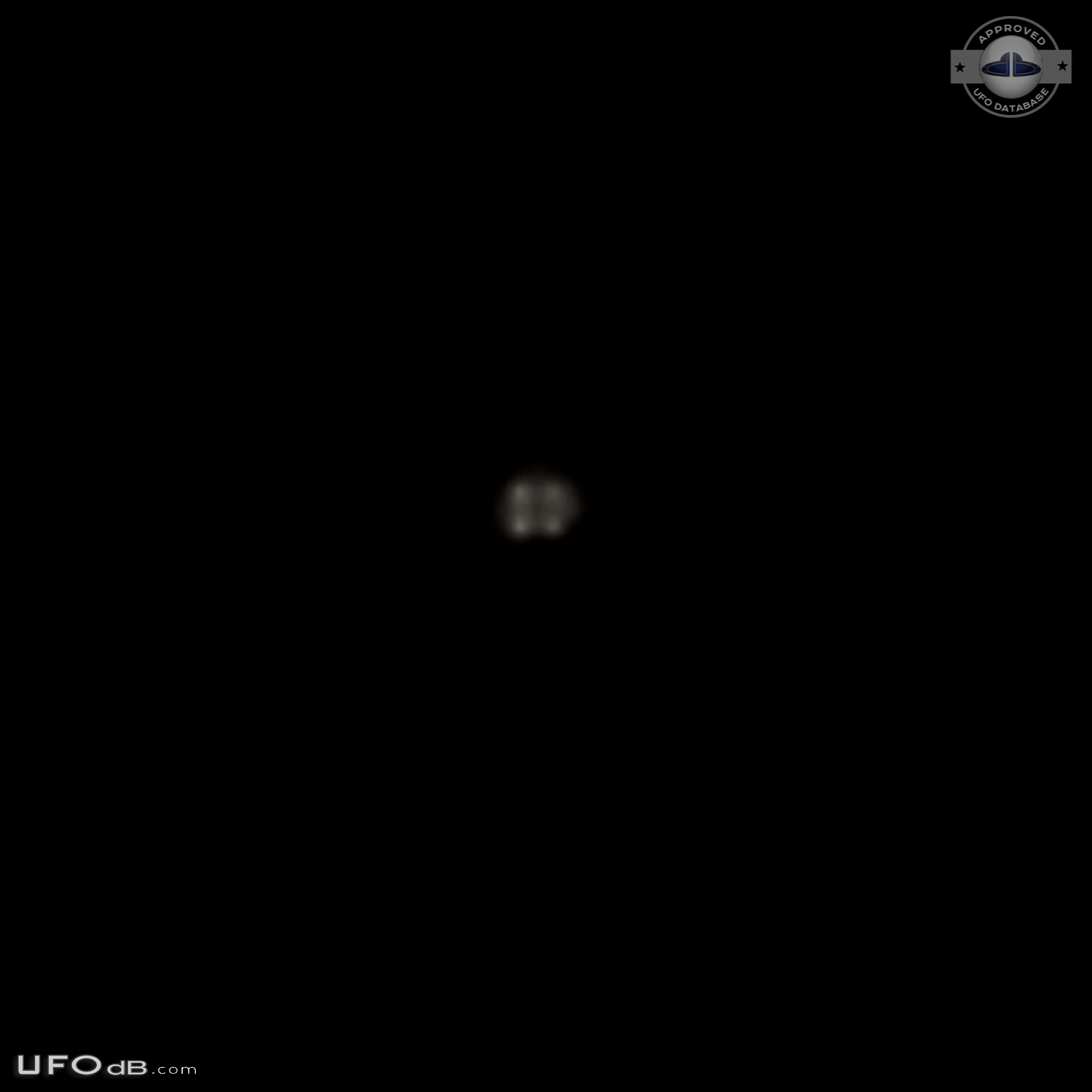 Square UFO with four thrusters fast shiny Hyderabad Telangana India UFO Picture #656-2