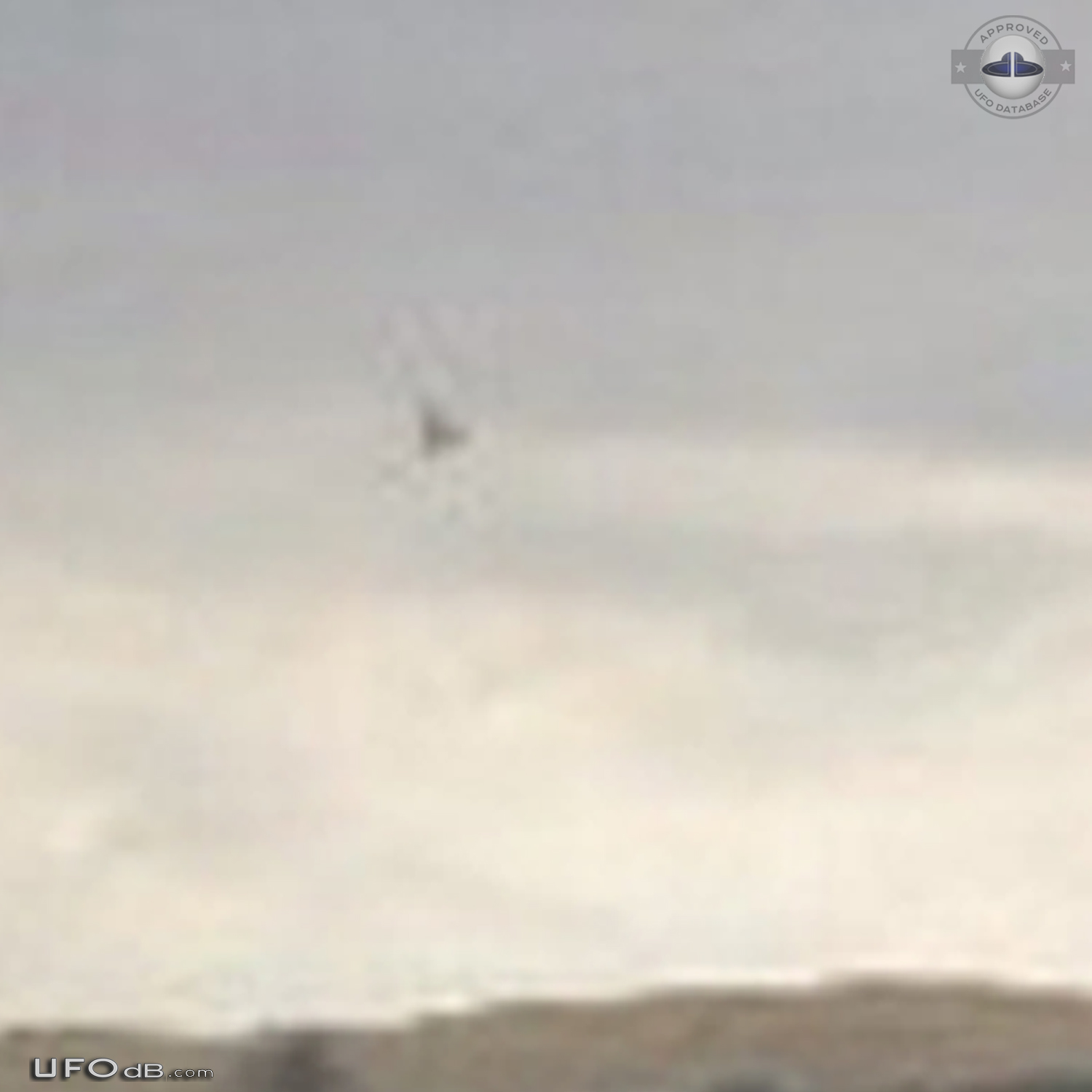 Picture reveal Triangular UFO on the left of a Pyramid in Egypt - 2011 UFO Picture #657-6