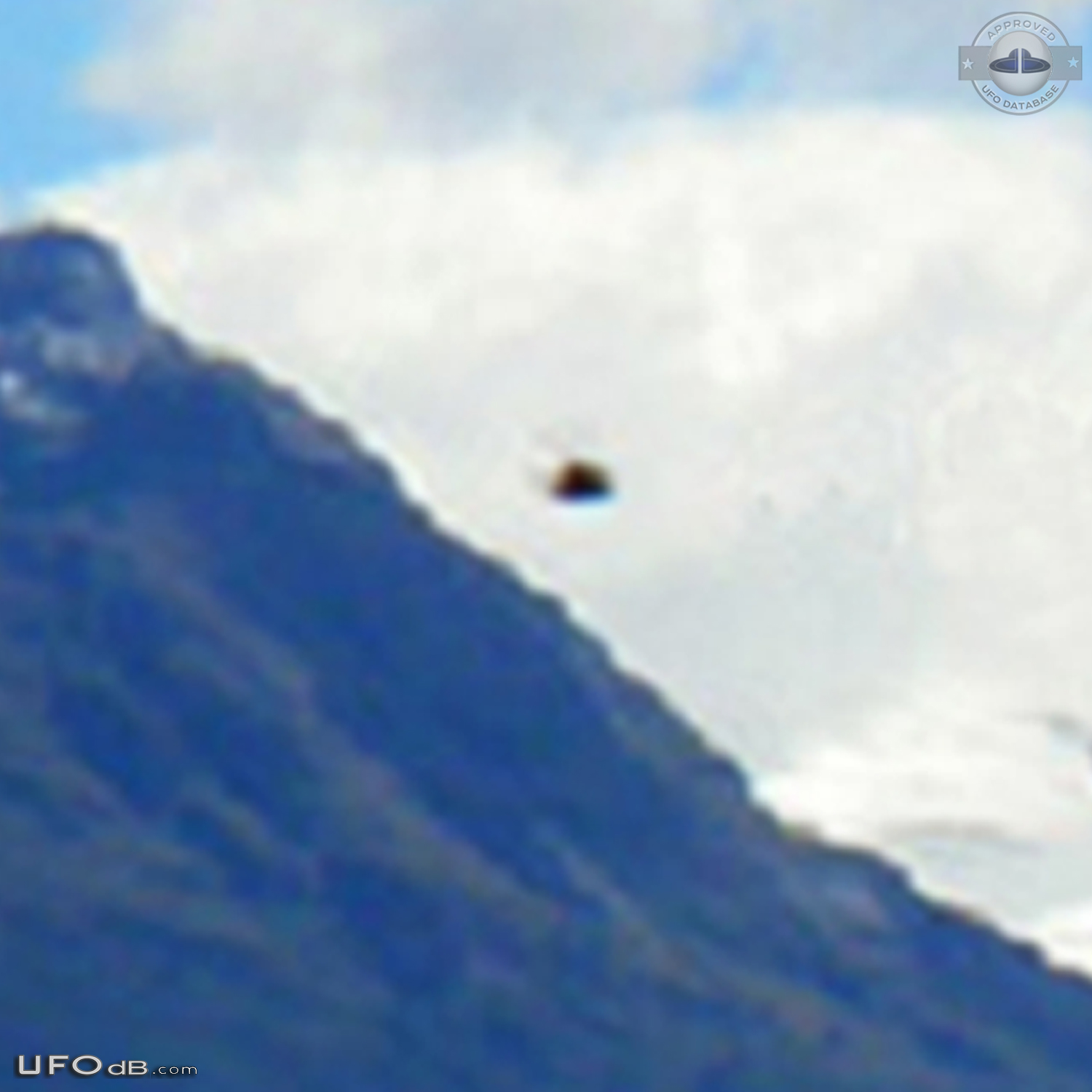 UFO sighting near Humboldt Mountains Glenorchy New Zealand 2015 UFO Picture #662-4
