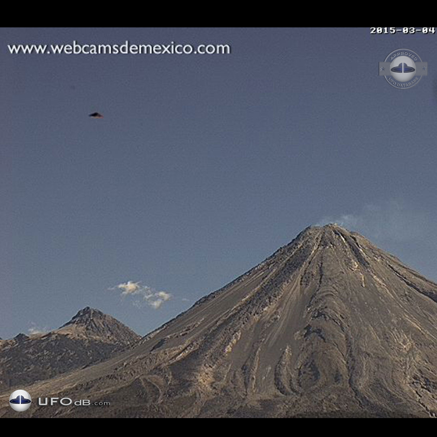 UFO caught on Volcan de Colima Webcam in Mexico - March 2015 UFO Picture #665-1