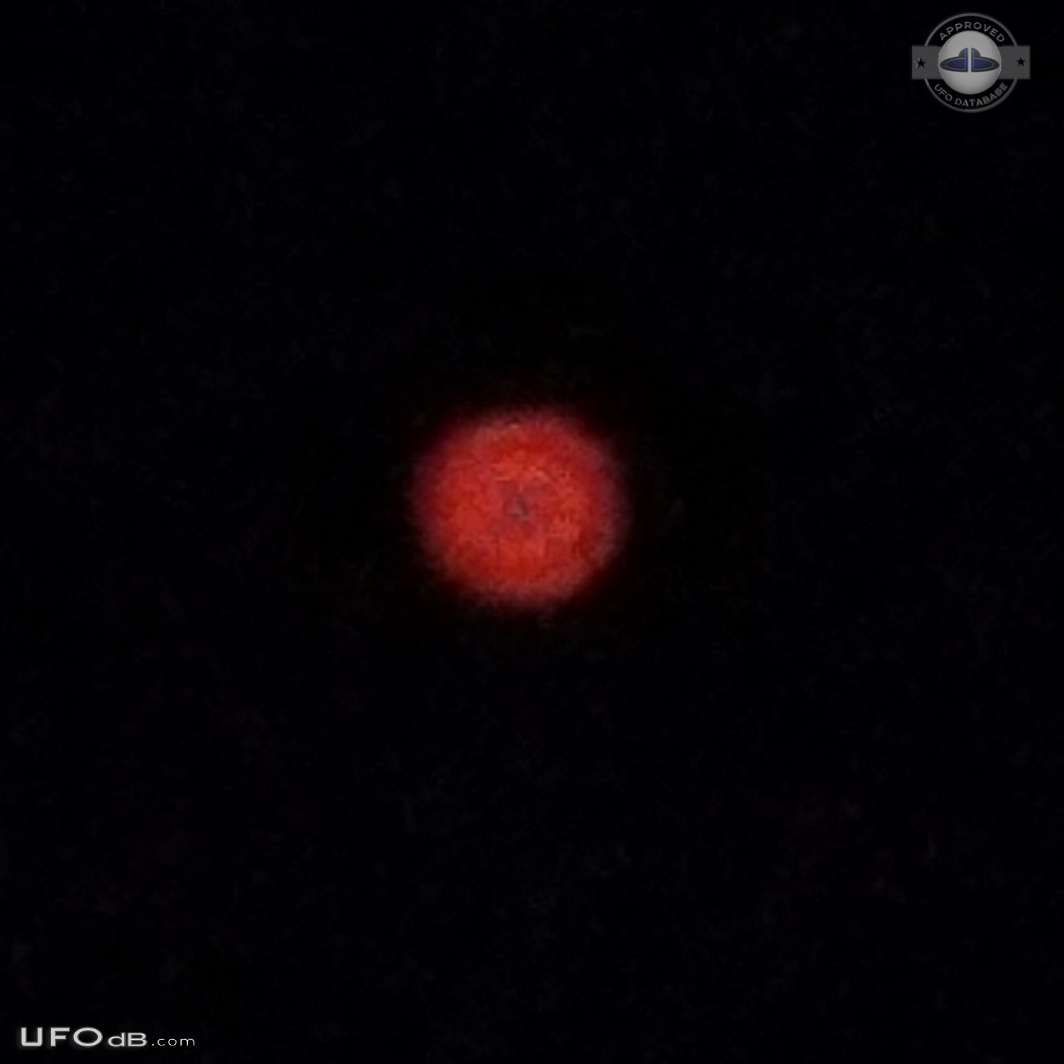 Orange silent ball UFO that moved quickly - Oadby, Leicestershire 2014 UFO Picture #666-4