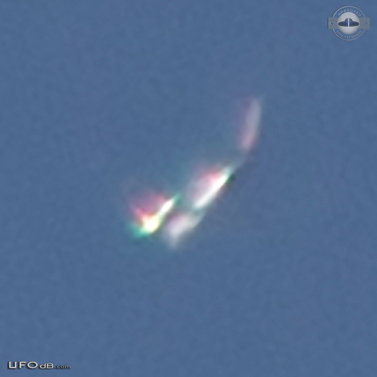 Sequantials Photos of strange UFO over Avaré São Paulo Brazil 2015 UFO Picture #668-3