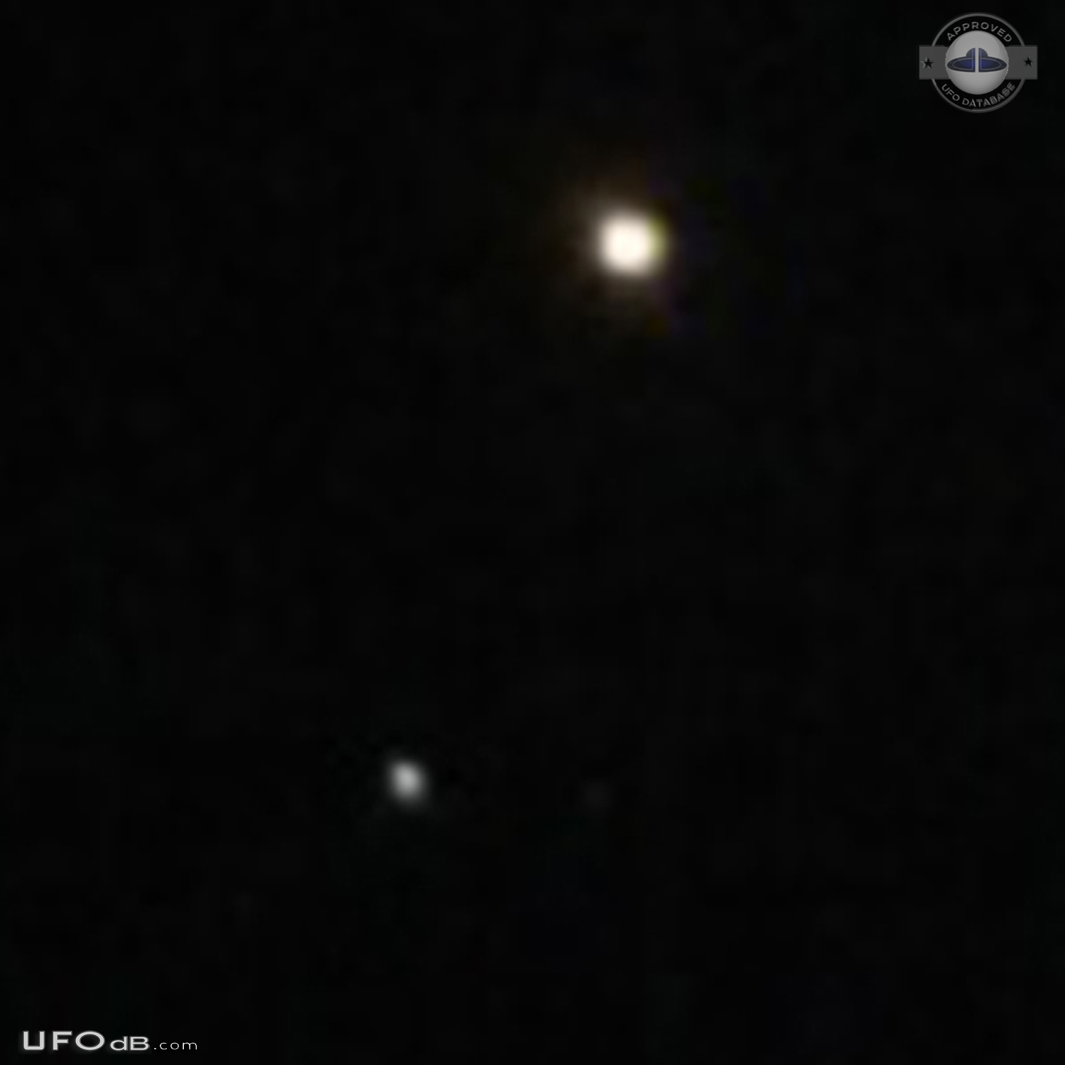 Multi colored triangle with 3 smaller orbs UFOS - Florida USA 2015 UFO Picture #679-3
