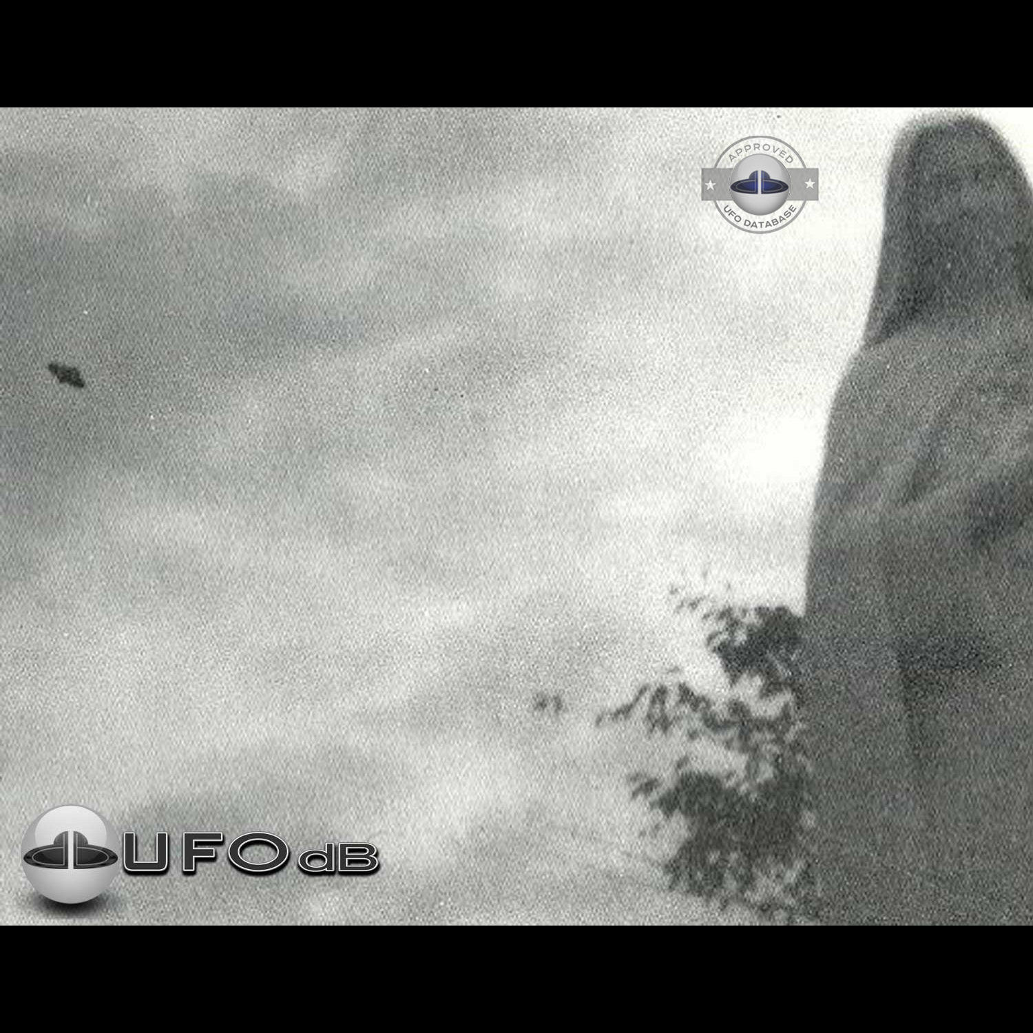 UFO over Sapporo, Hokkaido - we can see a statue of the virgin Mary UFO Picture #69-1