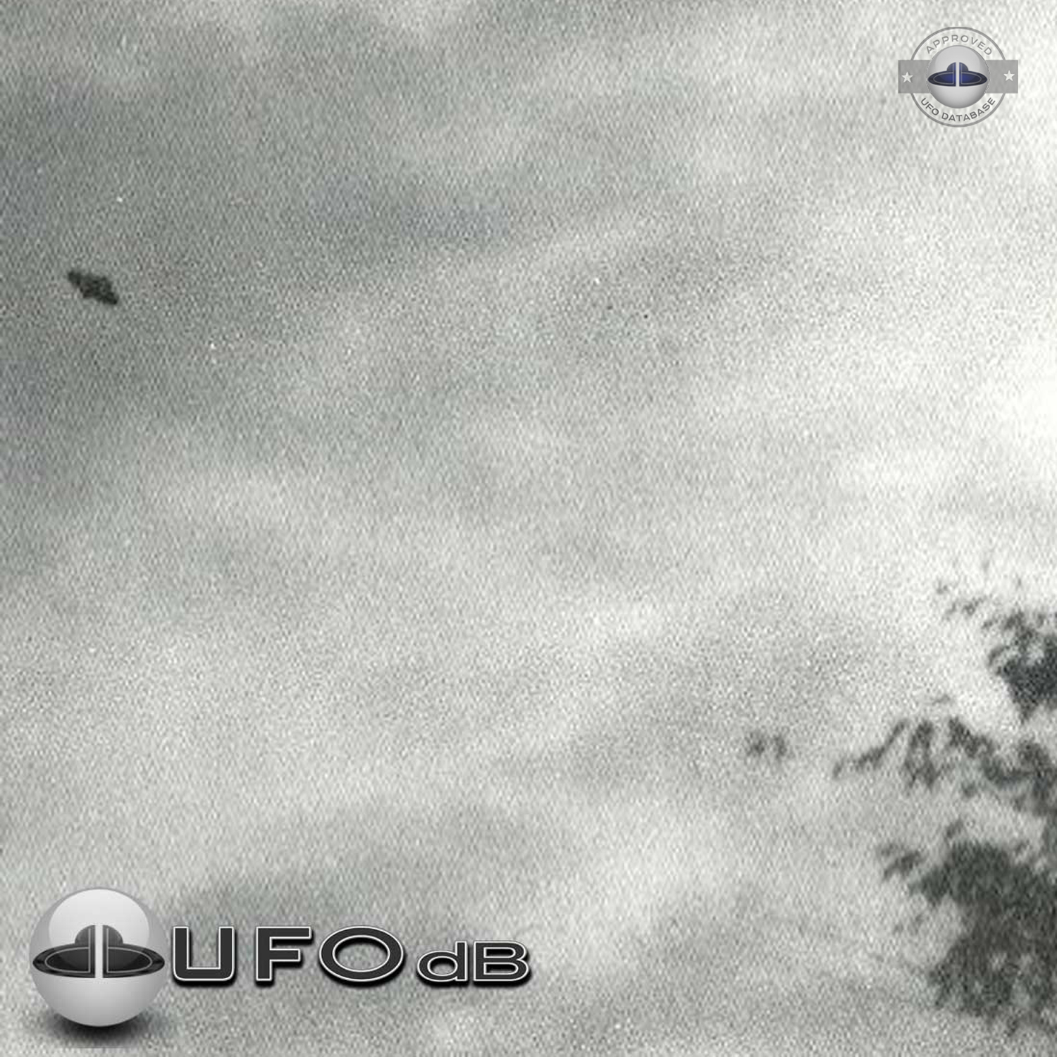 UFO over Sapporo, Hokkaido - we can see a statue of the virgin Mary UFO Picture #69-2