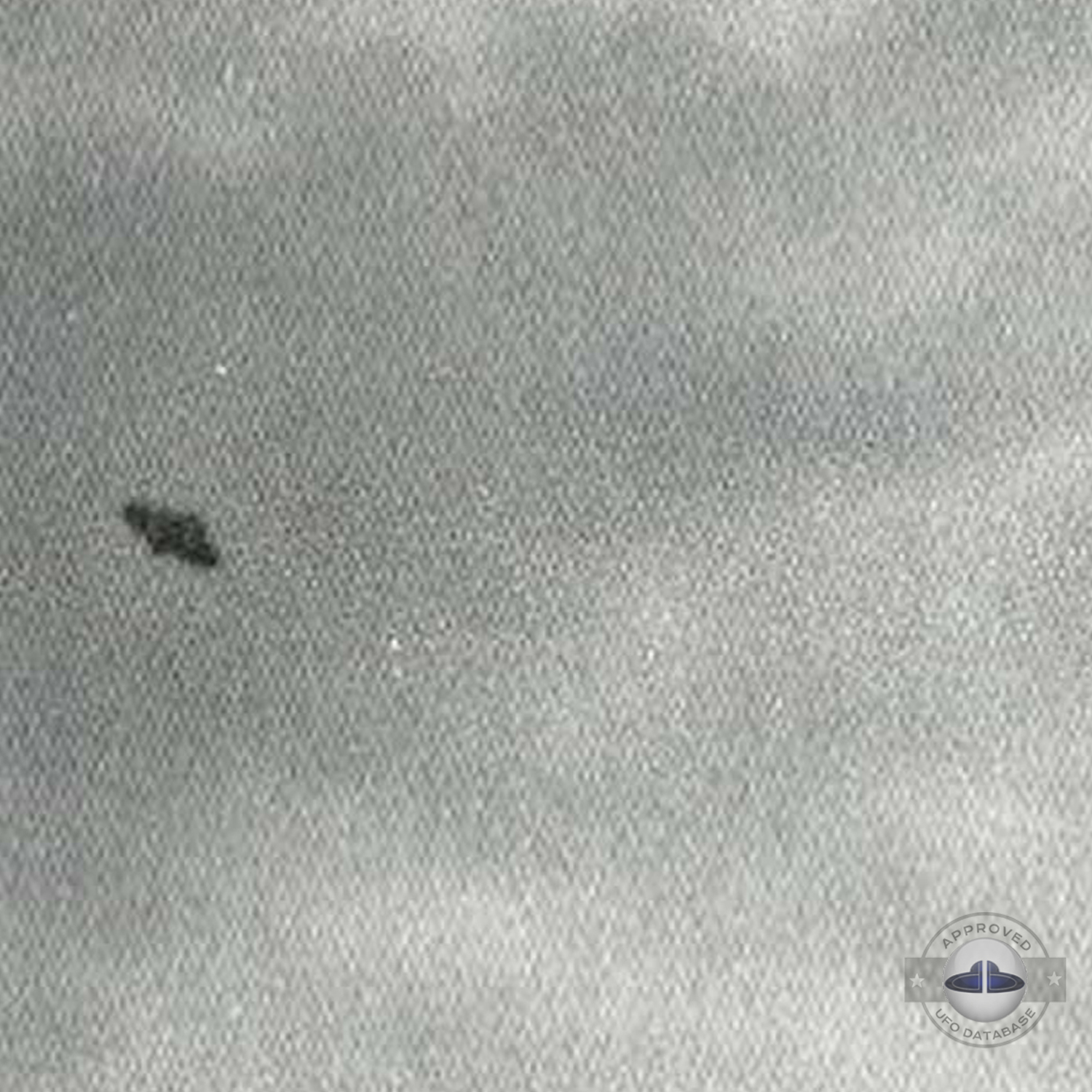 UFO over Sapporo, Hokkaido - we can see a statue of the virgin Mary UFO Picture #69-3