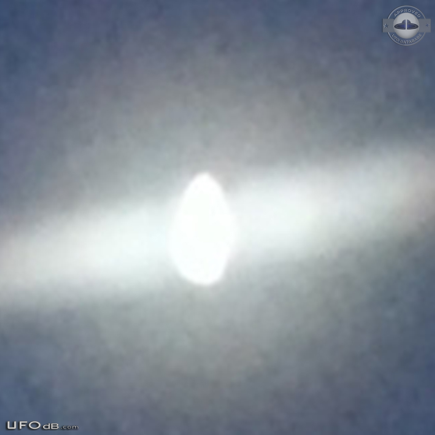 Bright Glowing Egg Shaped UFO over Bay of Plenty New Zealand 2012 UFO Picture #692-2