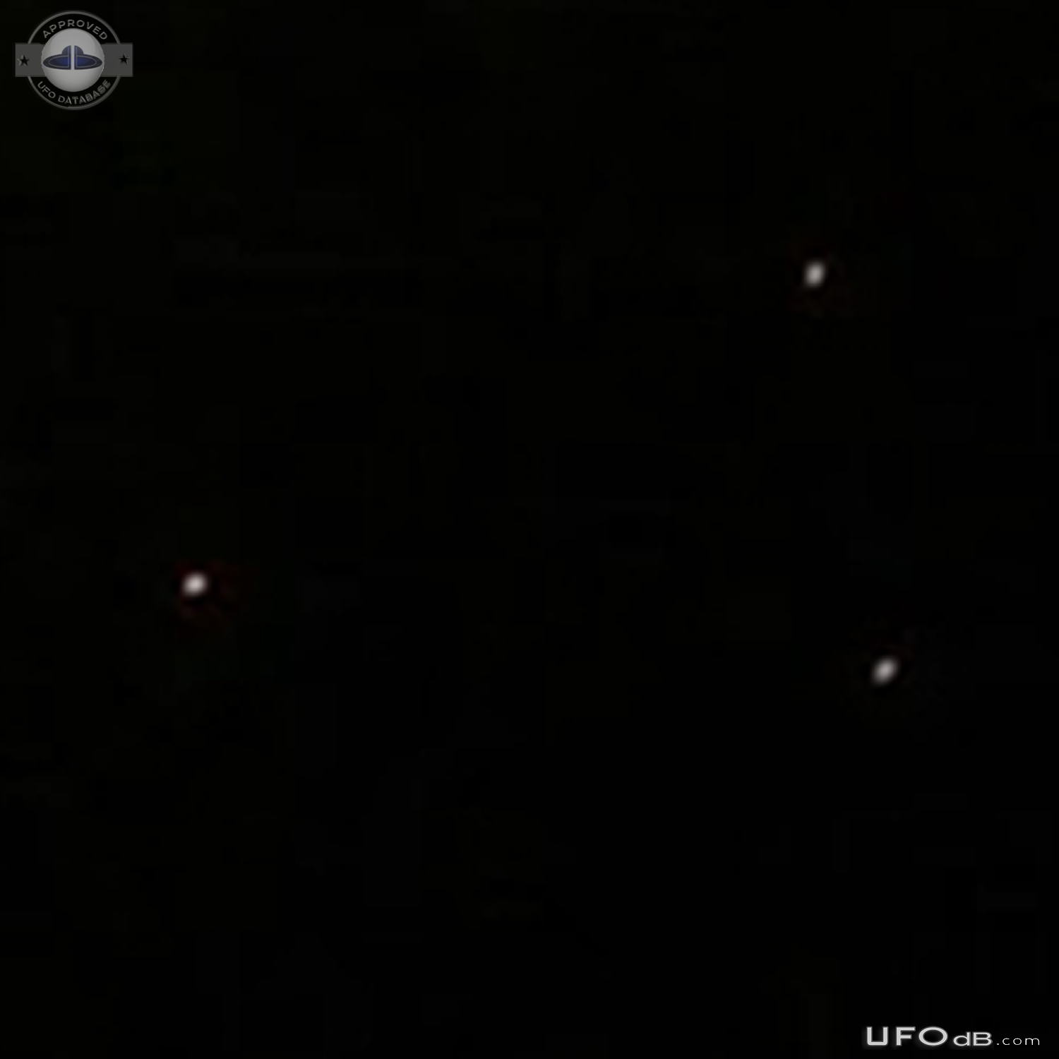 UFO Lights in triangle formation on picture - North Bay Ontario - 2015 UFO Picture #694-5