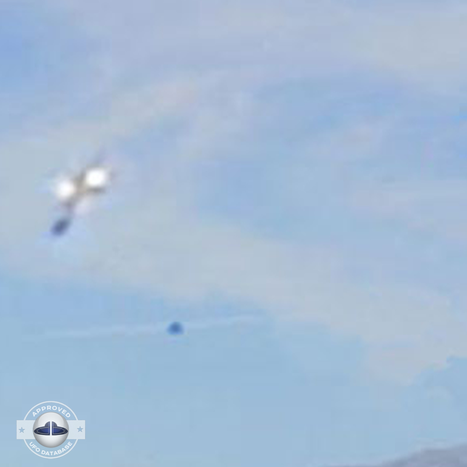 UFO Pictures 2009 - UFOdB.com - Perpignan France UFO Picture #7-3