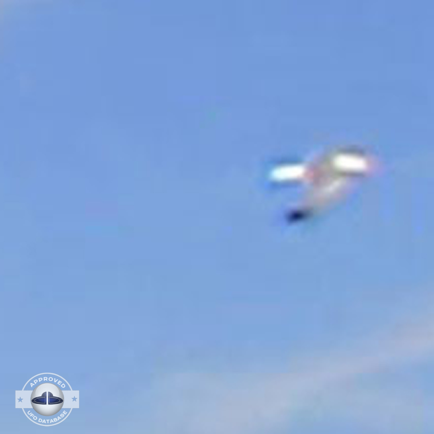 UFO Pictures 2009 - UFOdB.com - Perpignan France UFO Picture #7-4