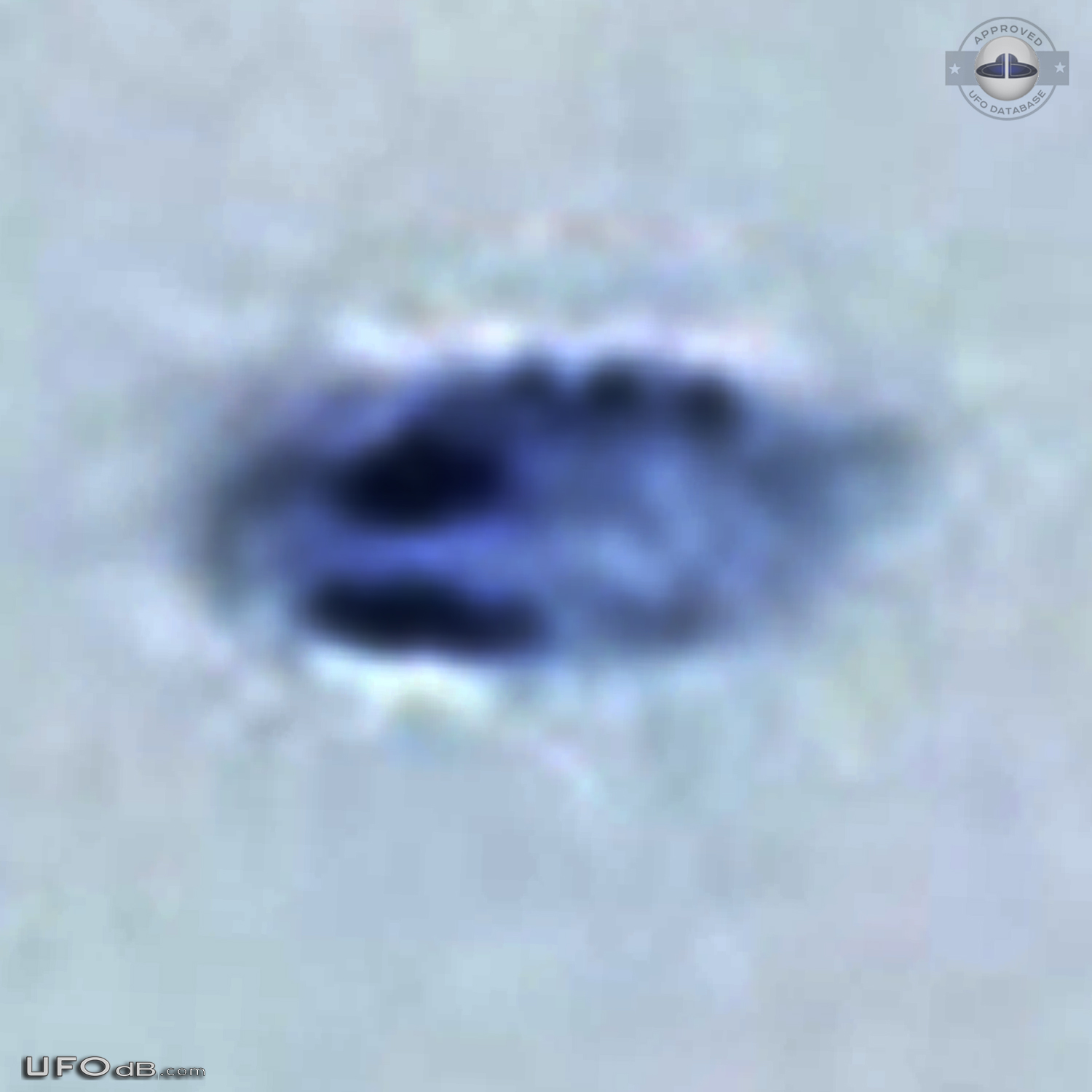 Distance UFO sighting, Appears to be circular shape - Tennessee 2014 UFO Picture #700-6