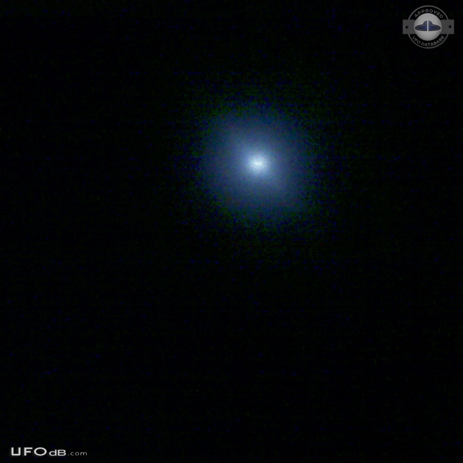 UFO been hovering every night for couple hours California USA 2015 UFO Picture #707-2