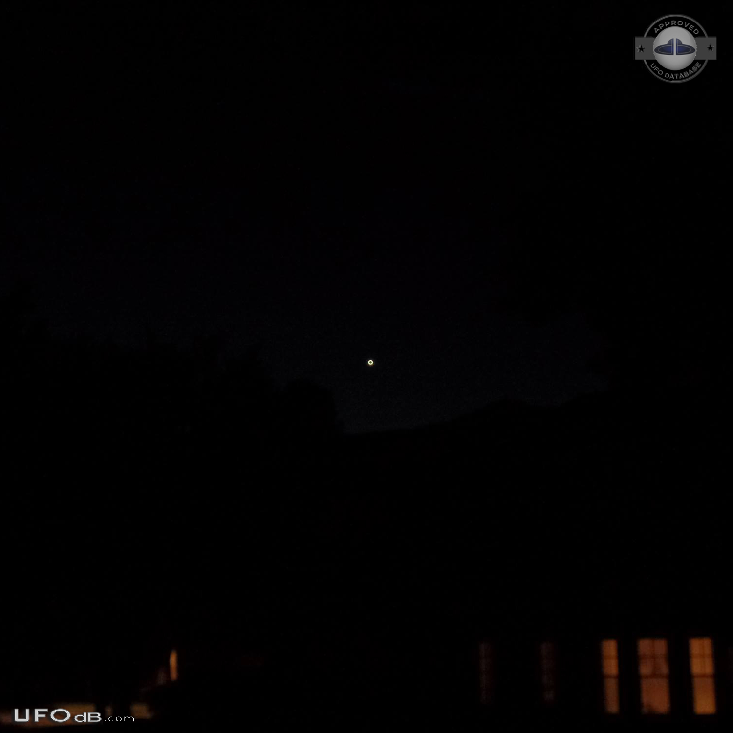 Thought was a star but UFO 10x larger than any other star - Florida UFO Picture #718-1