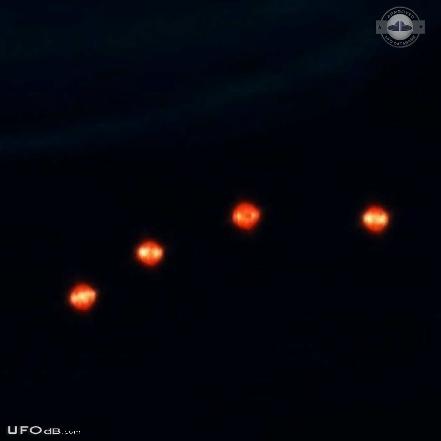 Unusual bright lights UFO not shooting stars or satellites look like t UFO Picture #723-3
