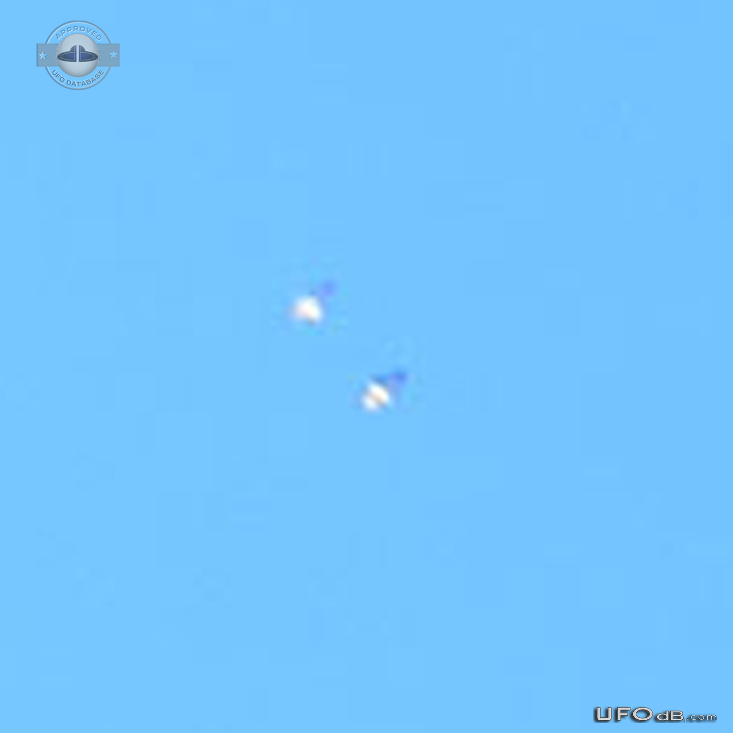 I was Capturing Flying Boeing Jet Images From My Cam Sri Lanka 2015 UFO Picture #727-4