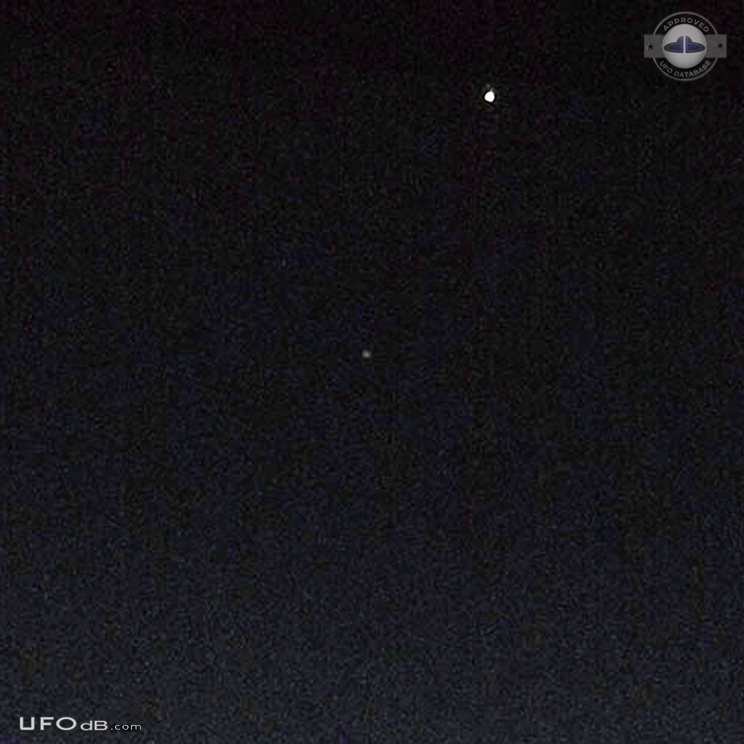 UFO first seen on 16 then seen again 17 oct 2015 - Providence Village  UFO Picture #733-2