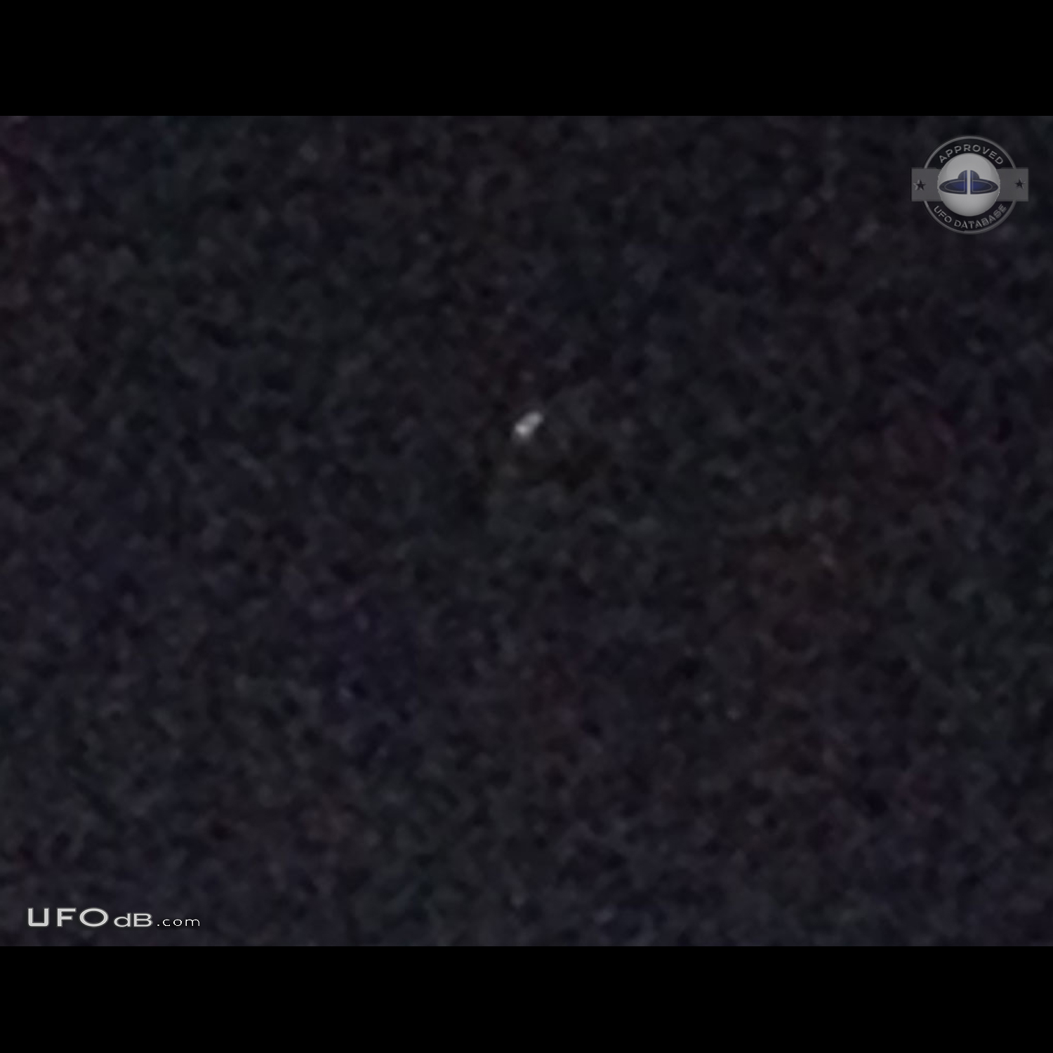 UFO first seen on 16 then seen again 17 oct 2015 - Providence Village  UFO Picture #733-4