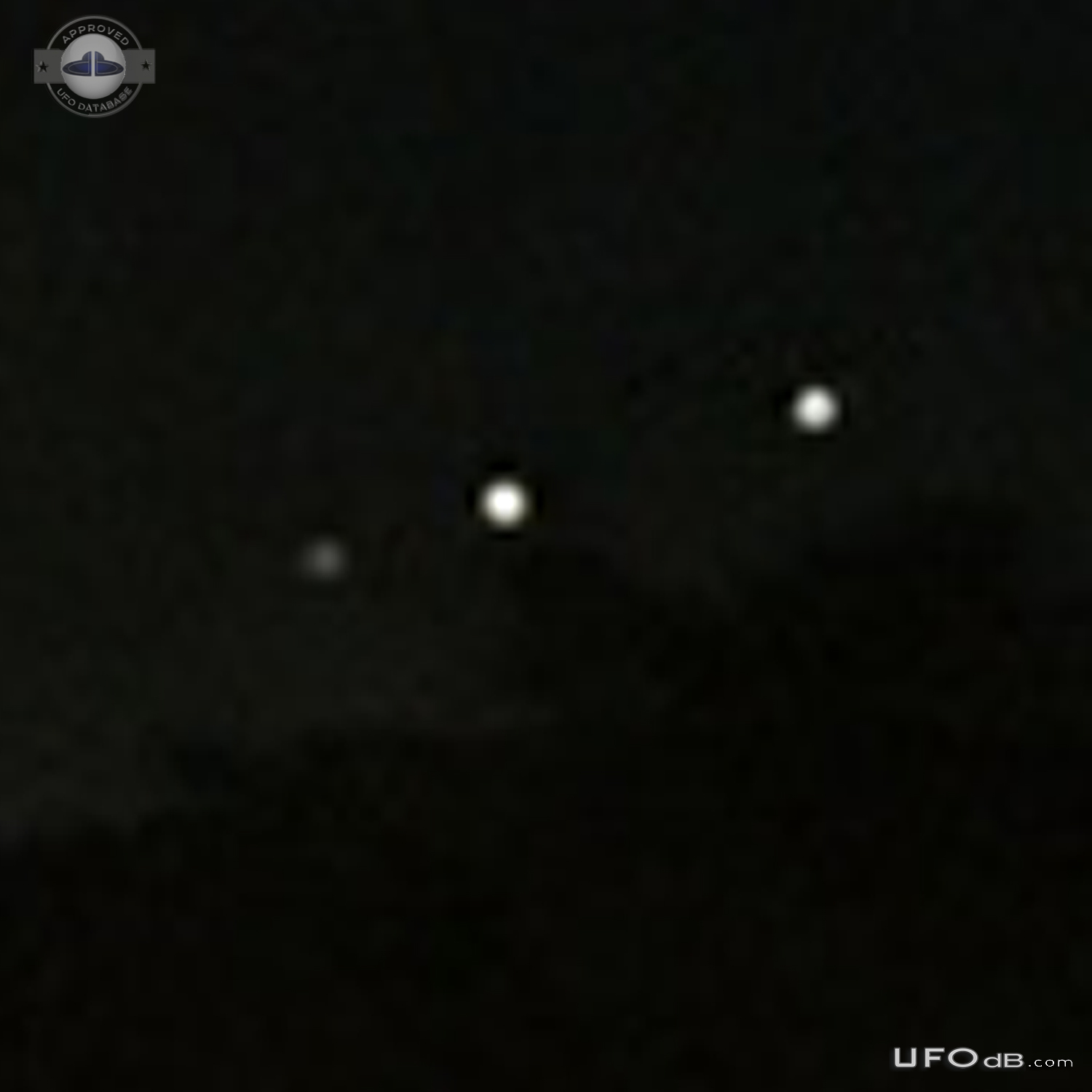 Perfect line of hovering UFOs low to ground - Hazelwood Missouri 2015 UFO Picture #737-6
