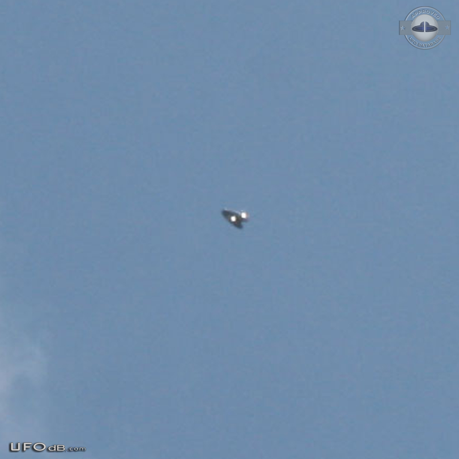 Watched UFO first in the west move quickly through to north east - Gle UFO Picture #740-2