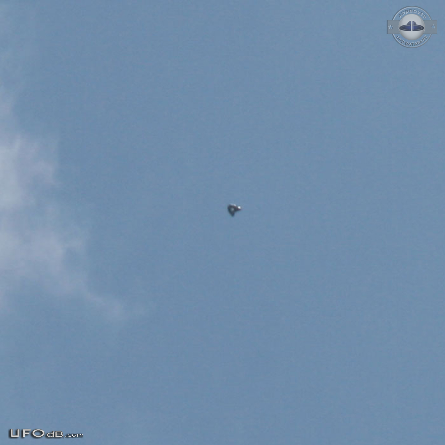 Watched UFO first in the west move quickly through to north east - Gle UFO Picture #740-5