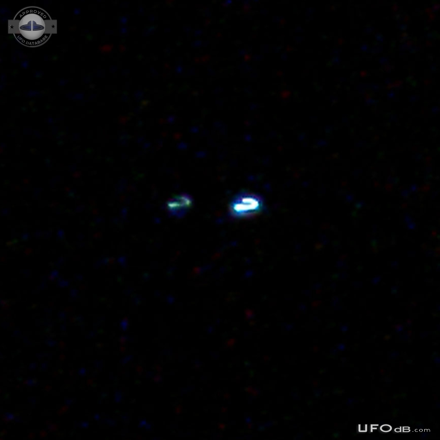 2 bright lights like a supernova equal distance apart with one brighte UFO Picture #742-3