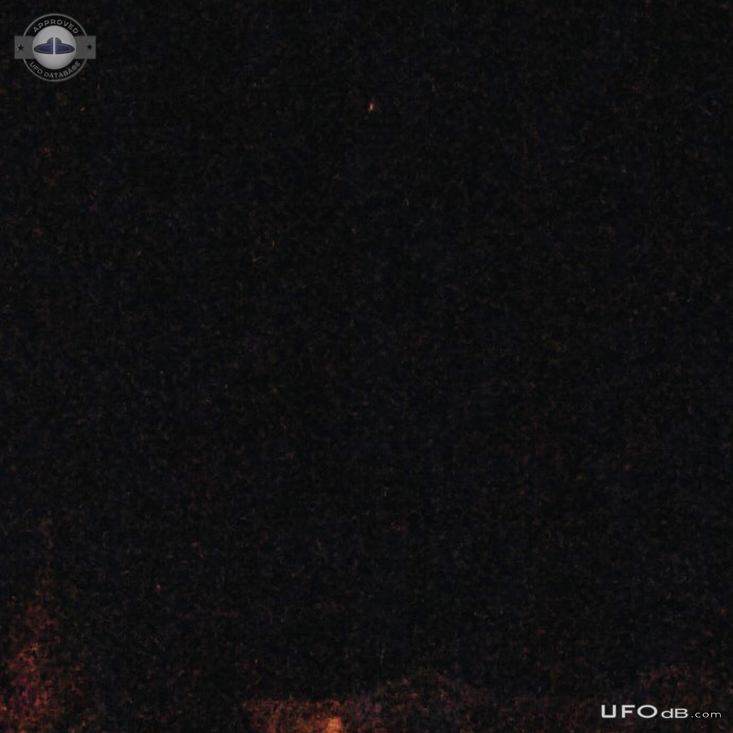 Saw a bright glowing orange UFO hover and move oddly in the night sky  UFO Picture #756-2