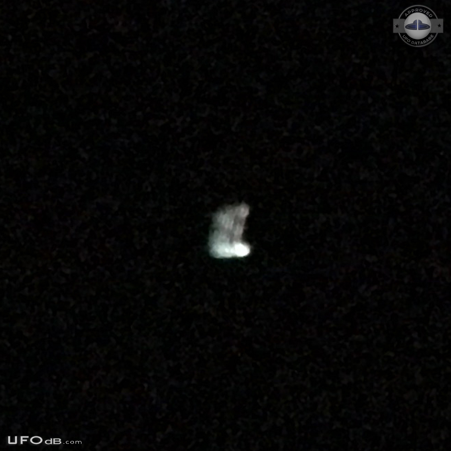 Driving home from ceremony saw strange UFO in the sky - Minnesota USA  UFO Picture #757-2