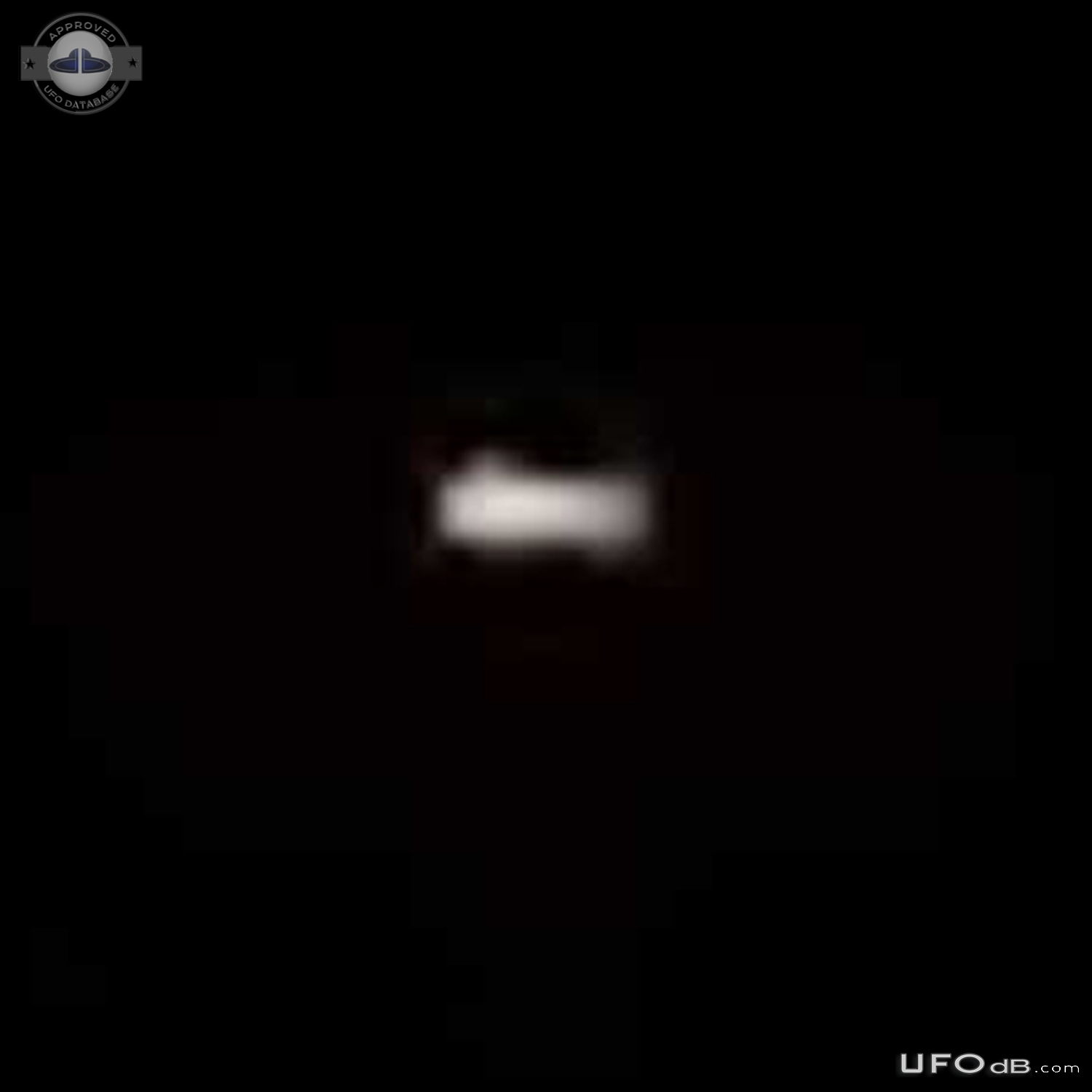 Orange red ball UFO moving north from higher to lower in the sky Calif UFO Picture #773-4