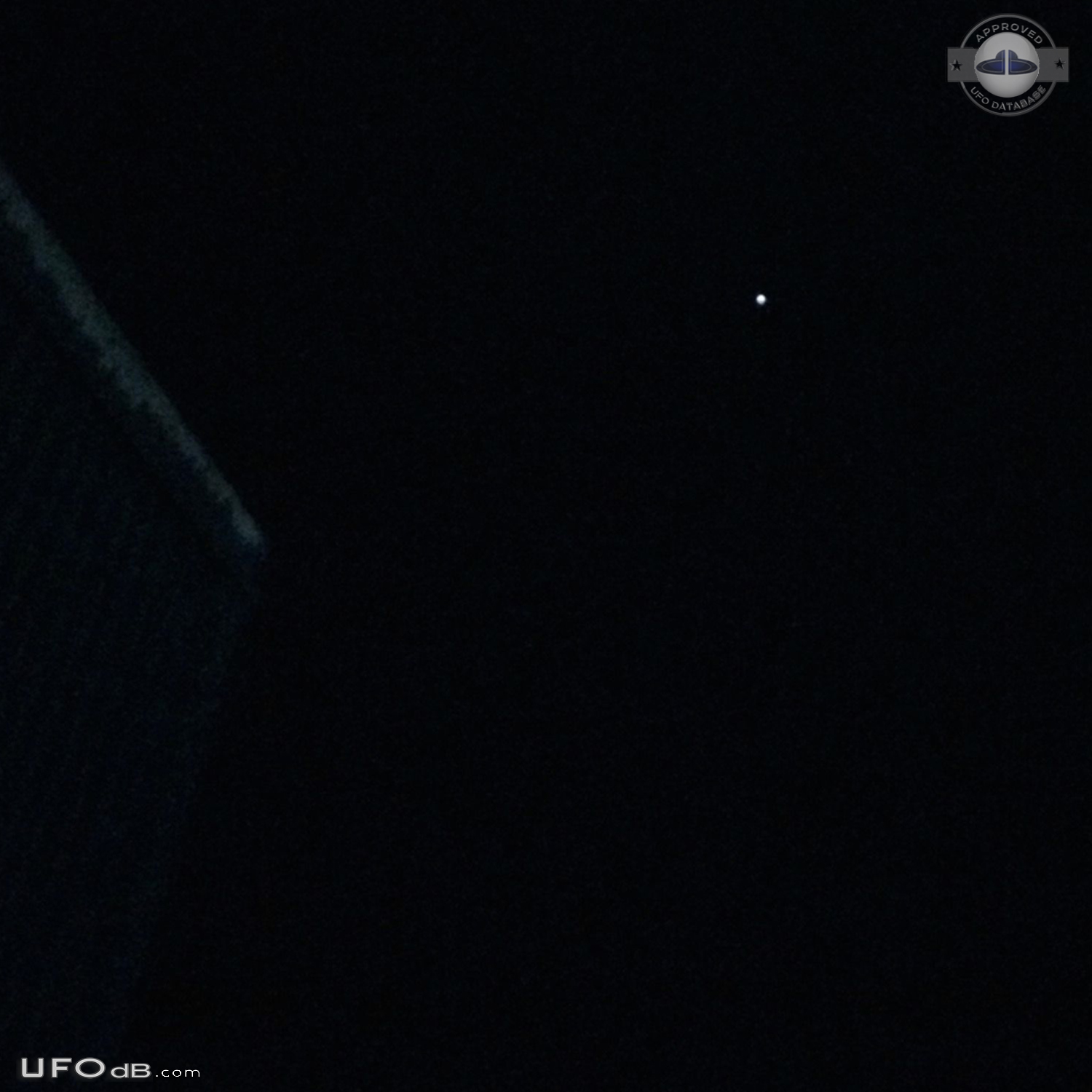 Was curious , below a star seemed there was a UFO Toronto Ontario Cana UFO Picture #784-2