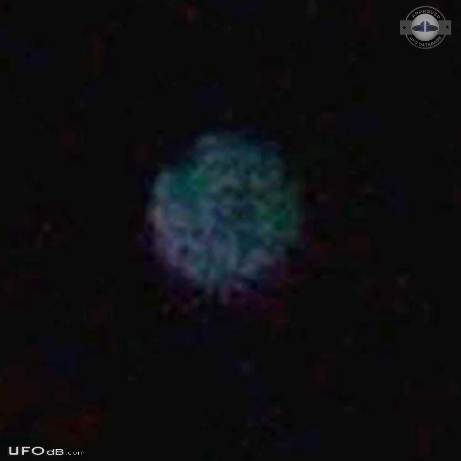 Circular nearly transparent white cloaking UFO Toronto Ontario Canada  UFO Picture #786-5
