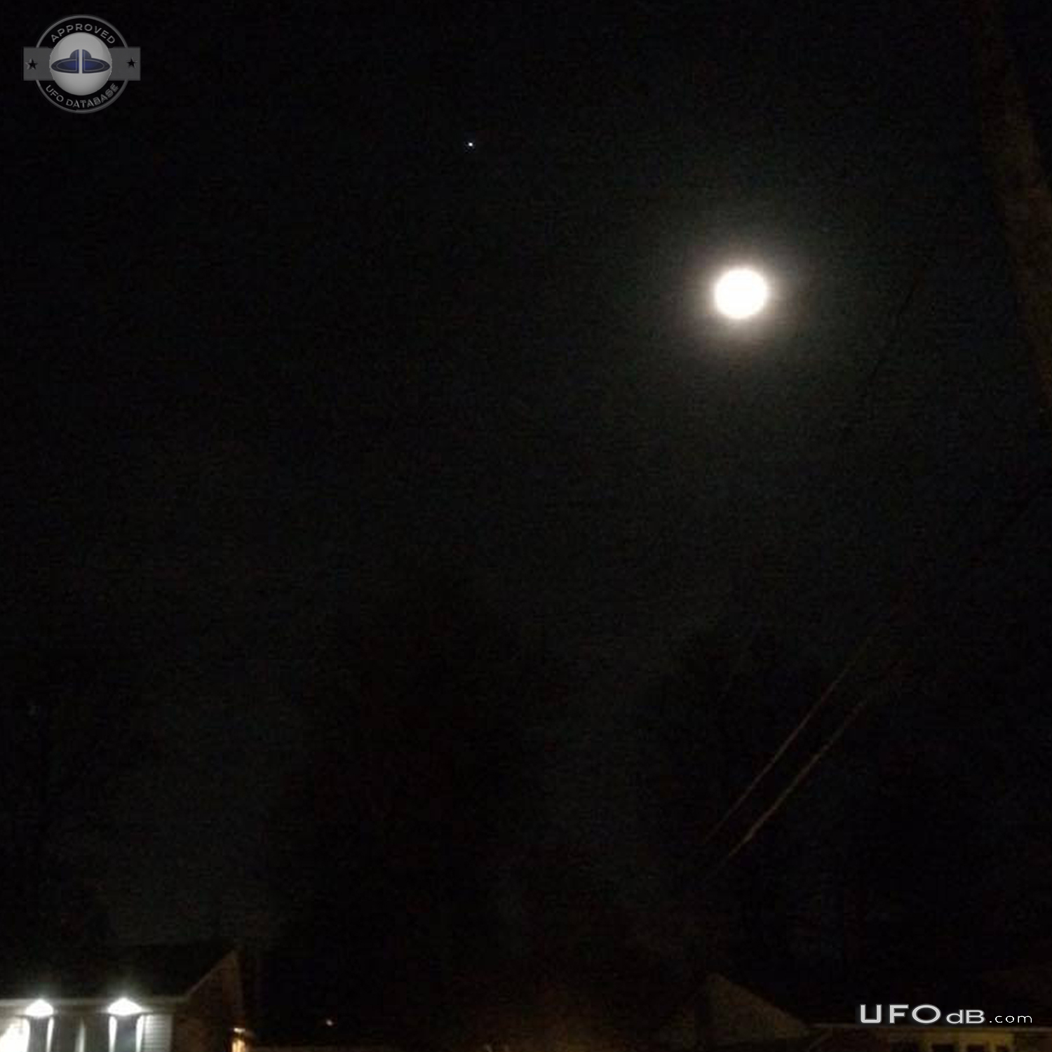 Flashing Star Like UFO seen over Montreal Quebec Canada 2016 UFO Picture #787-2