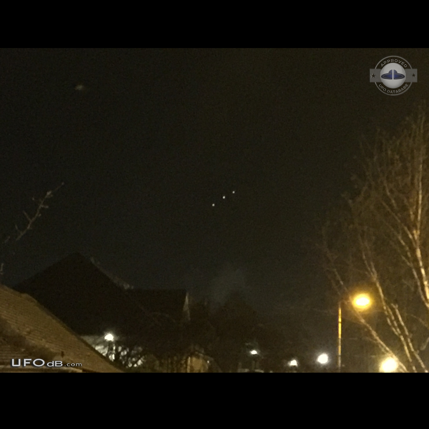 3 large orange red colored spheres UFOs Romford London England 2016 UFO Picture #793-5